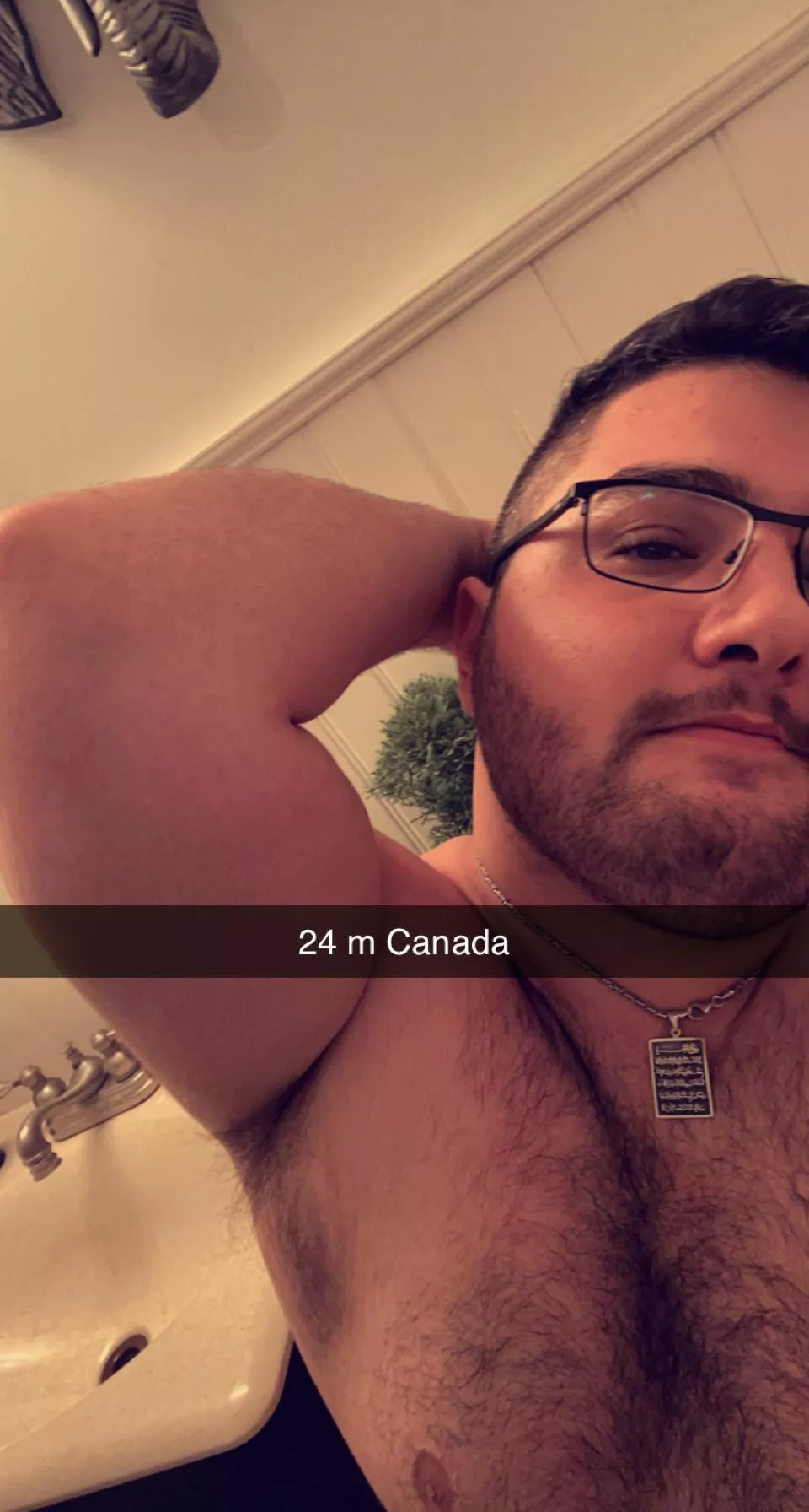 24 m Canada (arab orig) bttm :p heya!!!