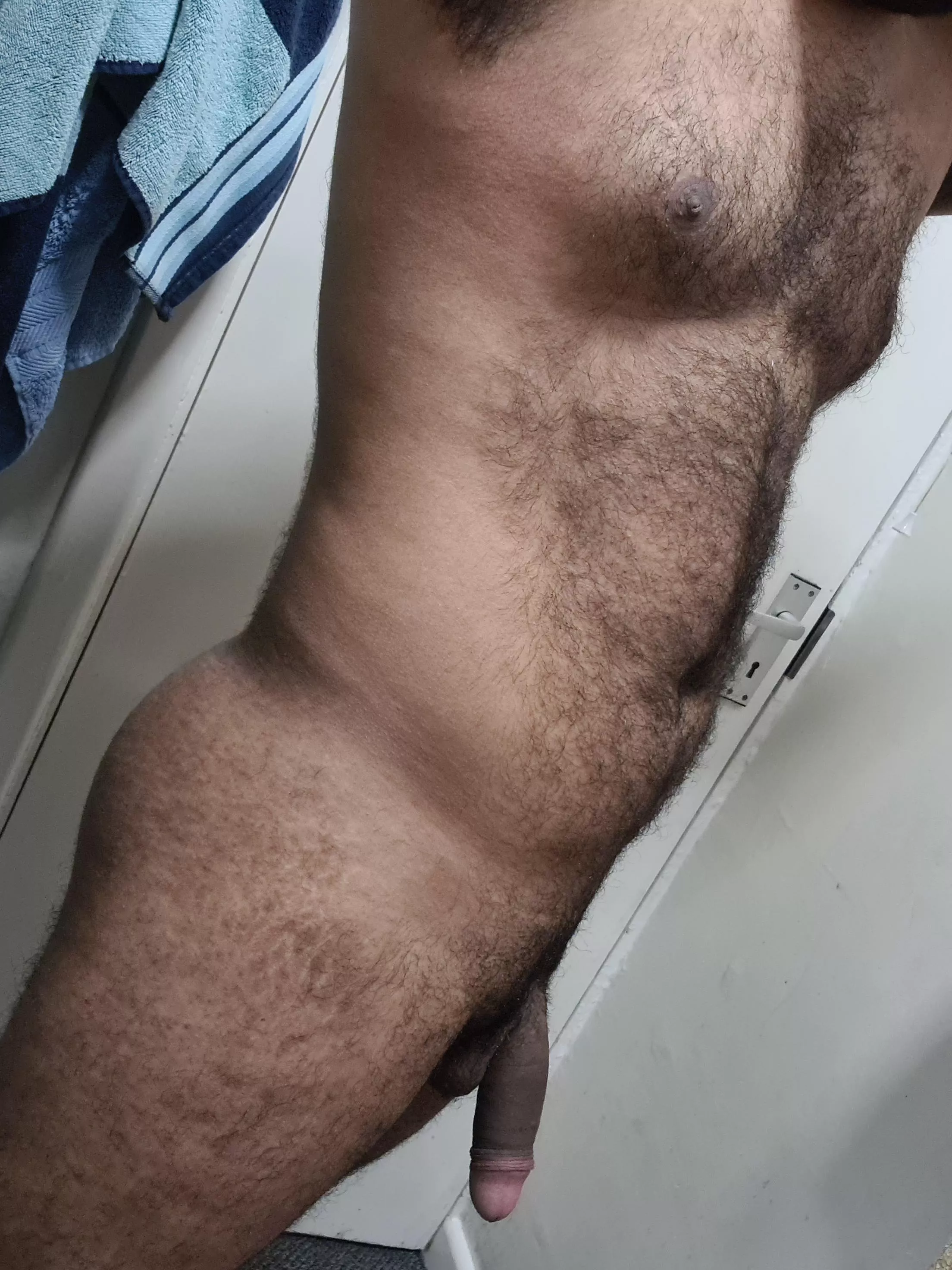 [25] Am I hairy enough for you