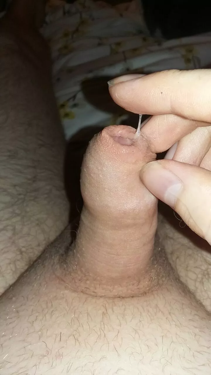 [25] In a sticky situation...can anyone help?