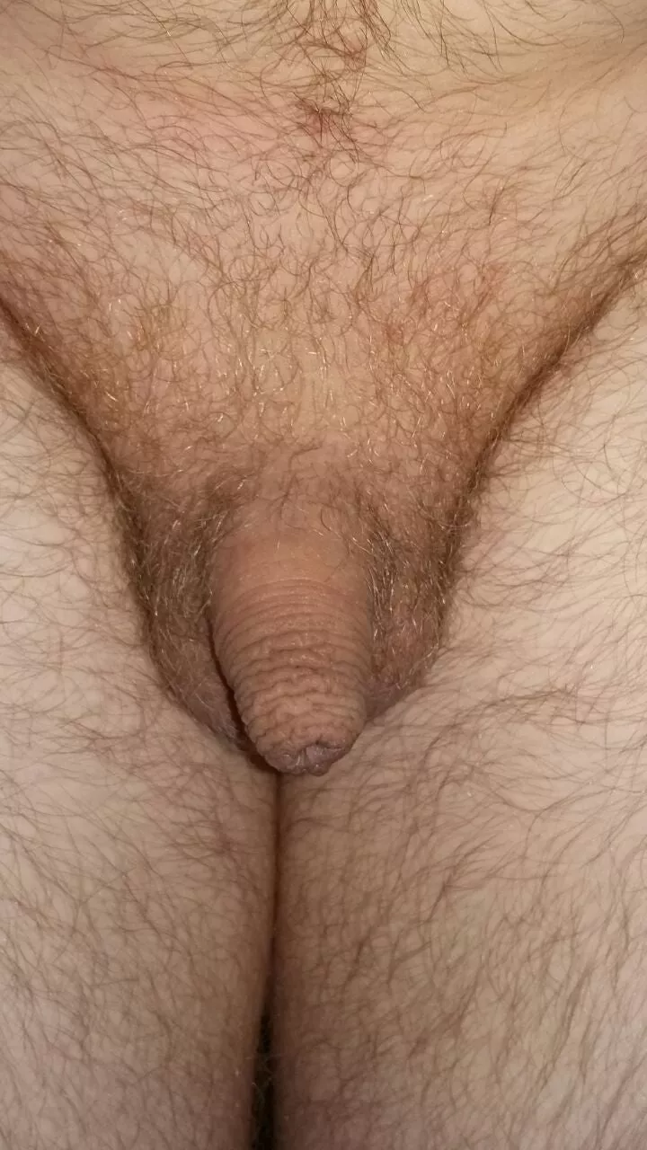 [25] Must have been cold...anyone wanna help warm him up? Hmu