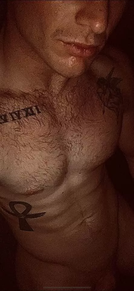 26M experienced bull for hotwife or mfm threesome. Raleigh, NC