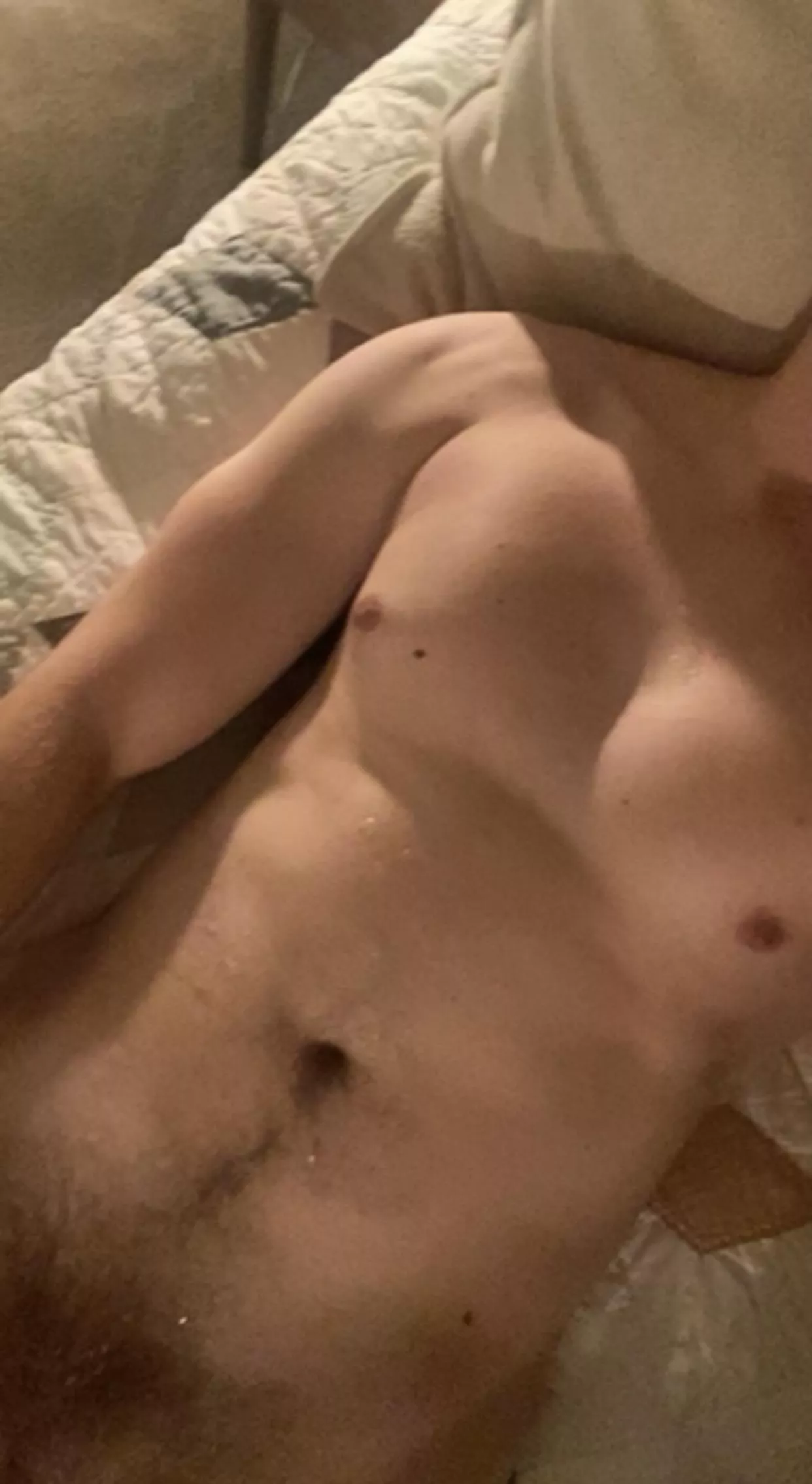 27 handsome guy. If you wanna see my small cock, dm me