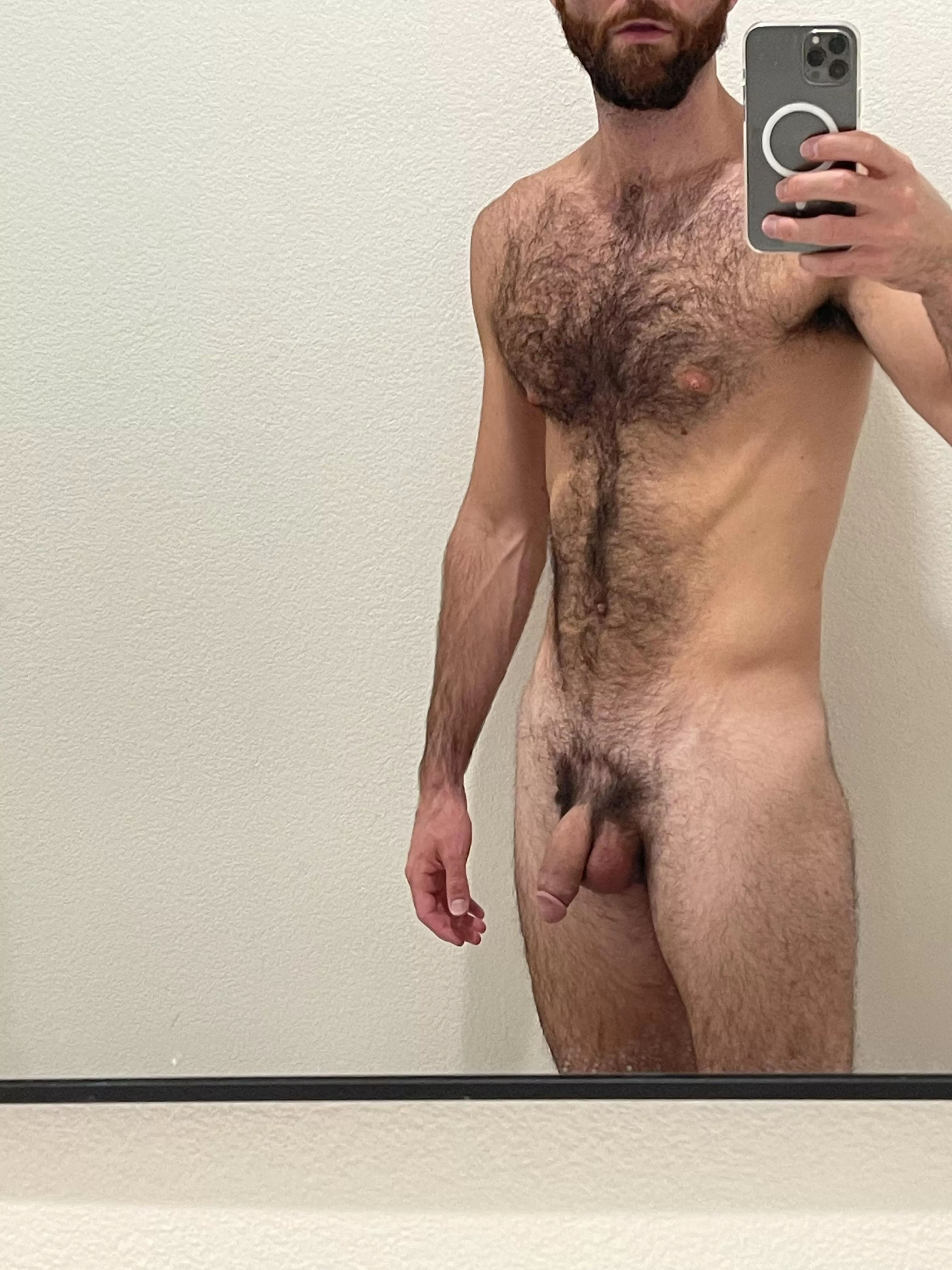 29, 6’0, 165. Just an average hairy man