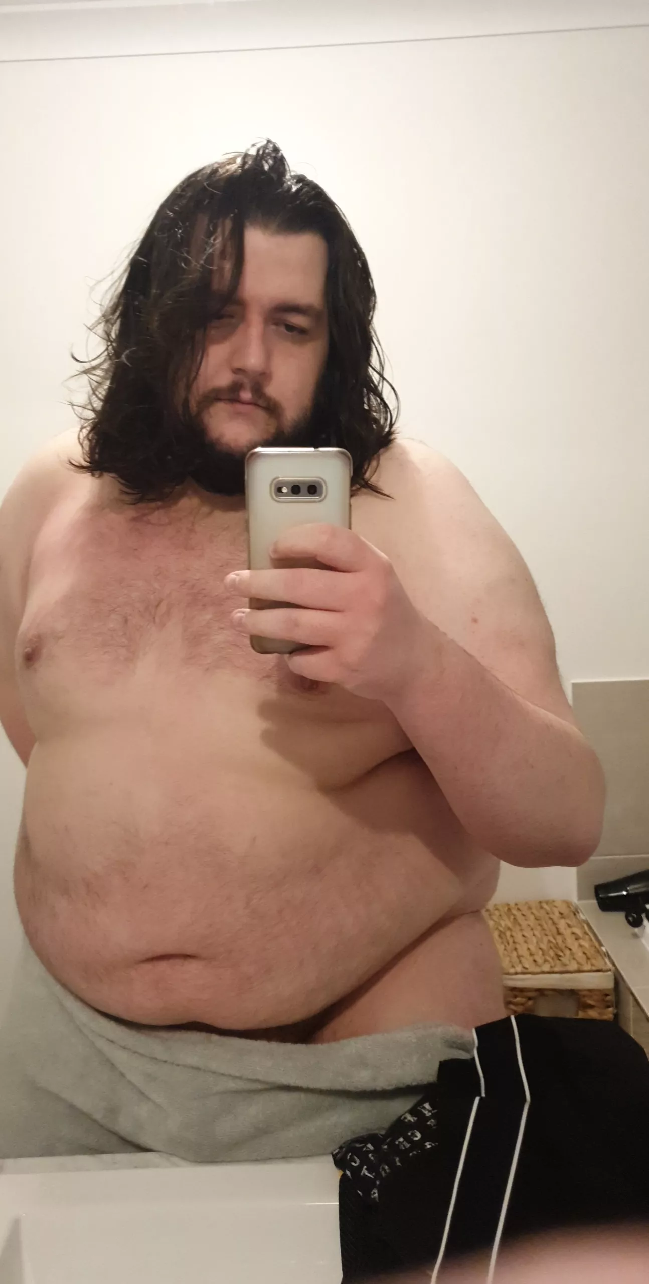 [29] Do you want to see how big I am?