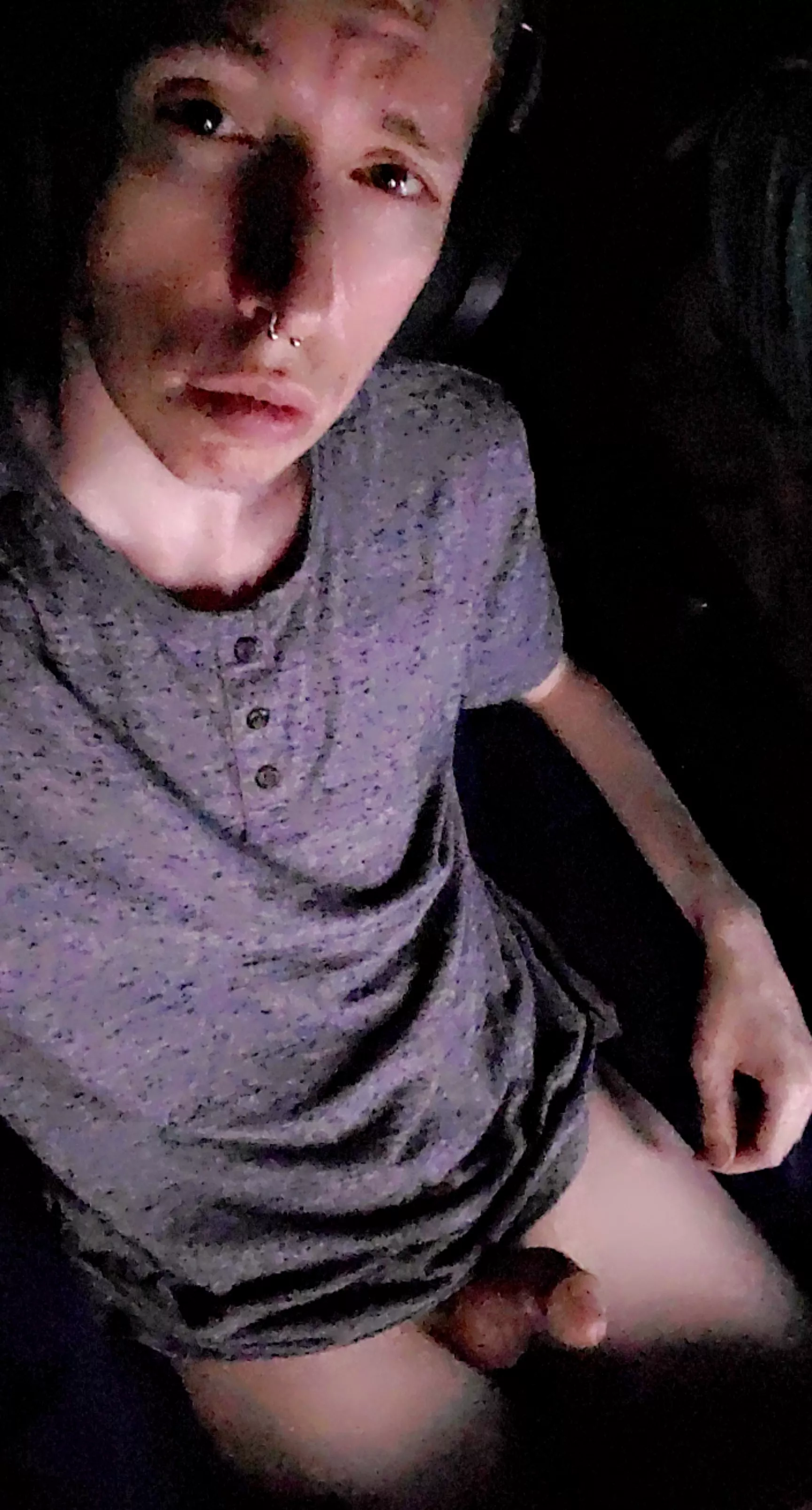 29 twink. Hmu if you have a big dick 👀 snap: xinnylishous