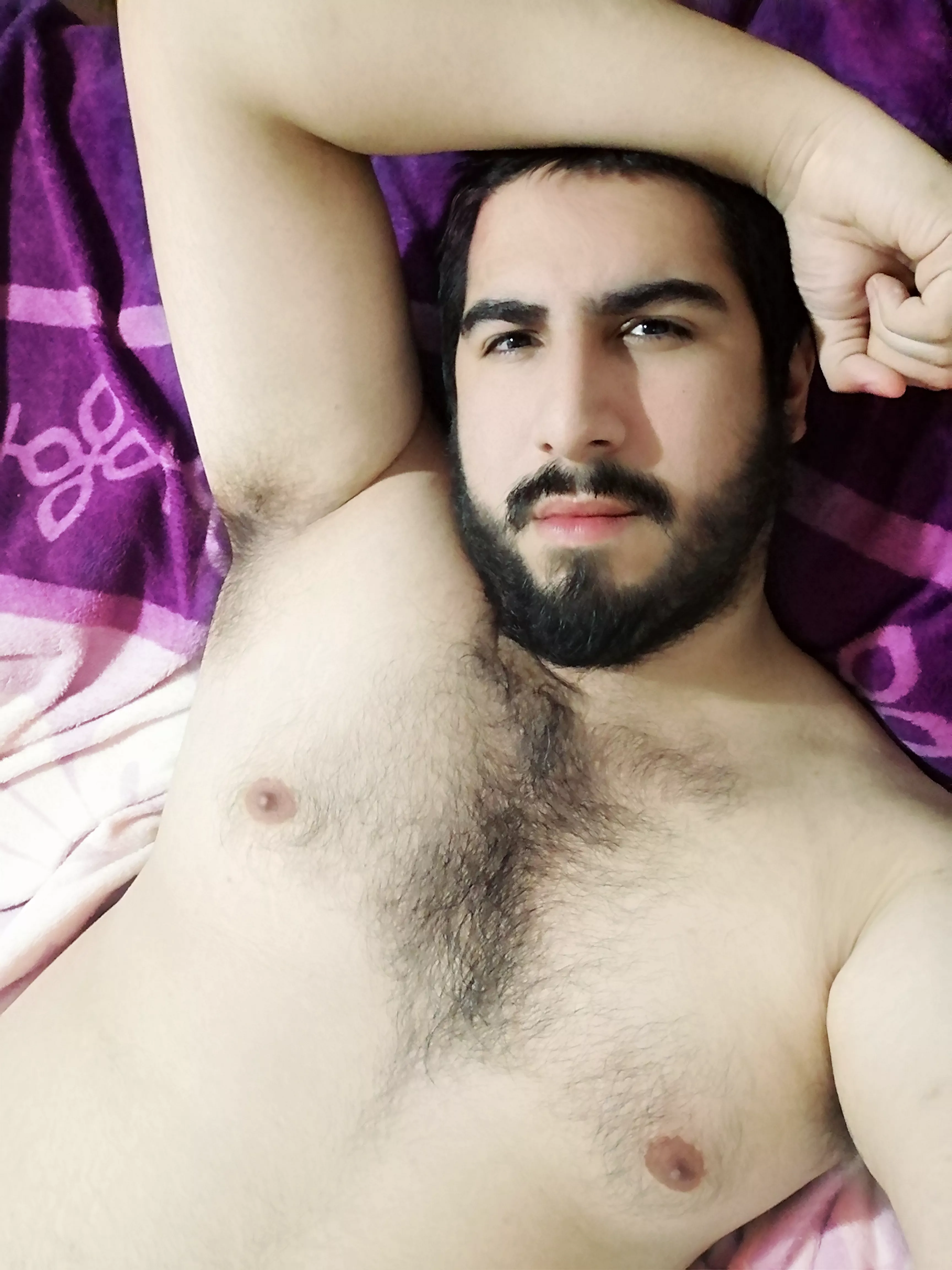 29M vers bottom looking for a relationship ðŸ¤—