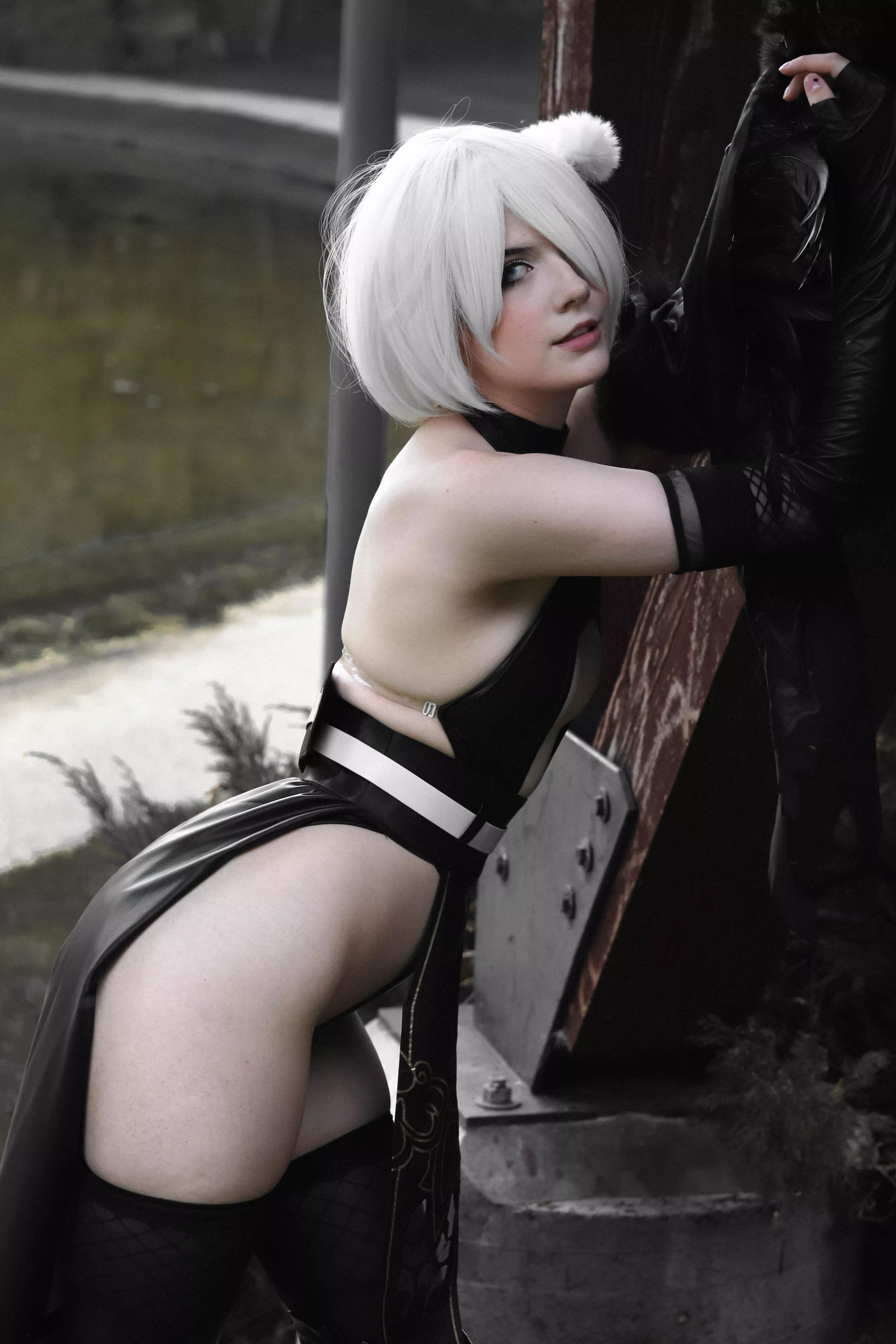 2B cosplay by Meggii Cosplay