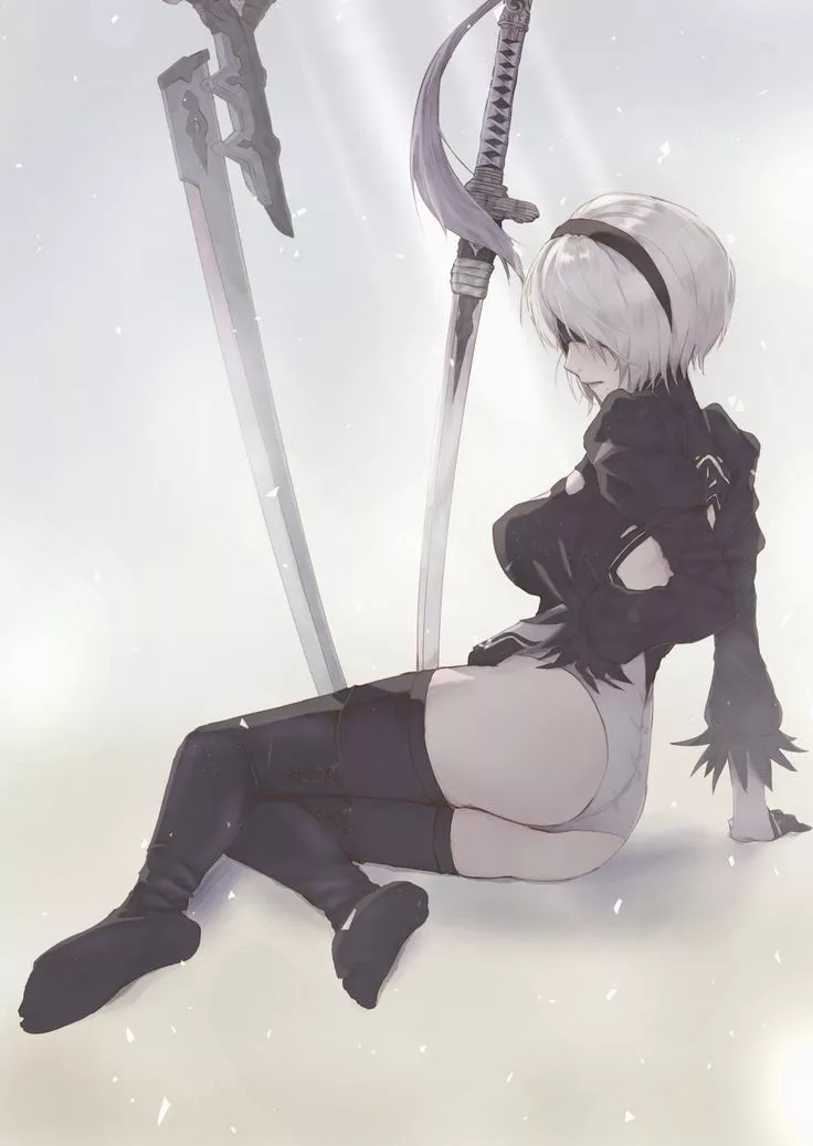 2B's thighs