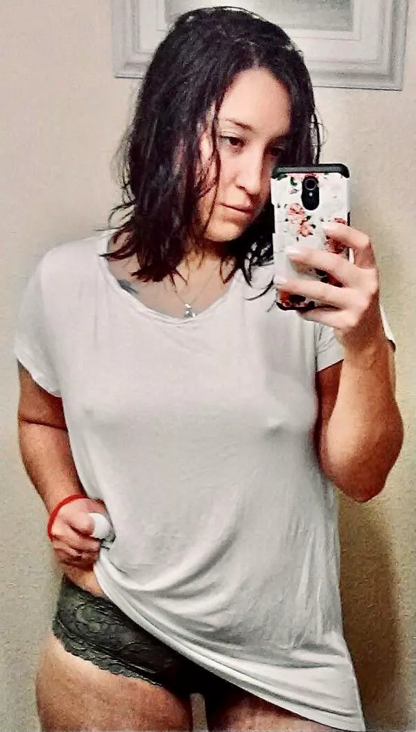 30F Love my wife’s body. Anyone down to use her up??