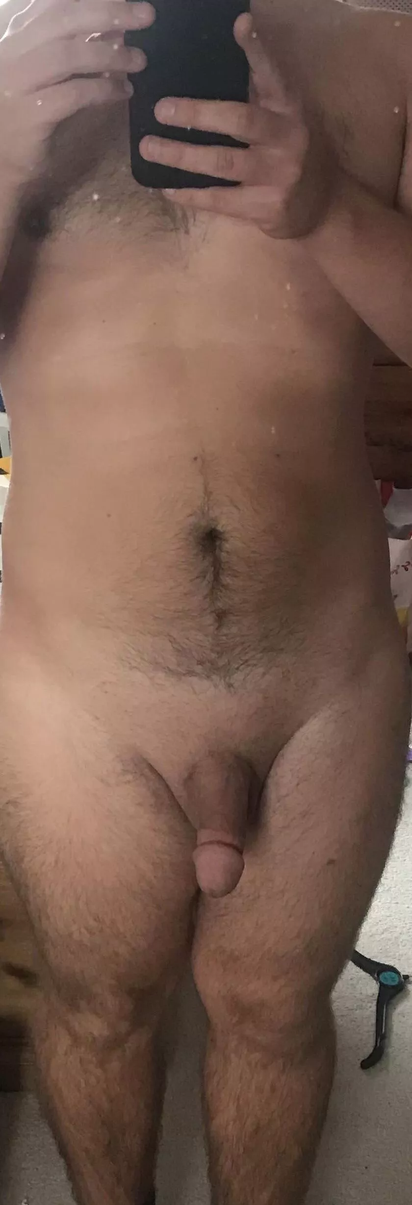 32 5’ 135 lbs. extremely nervous to post