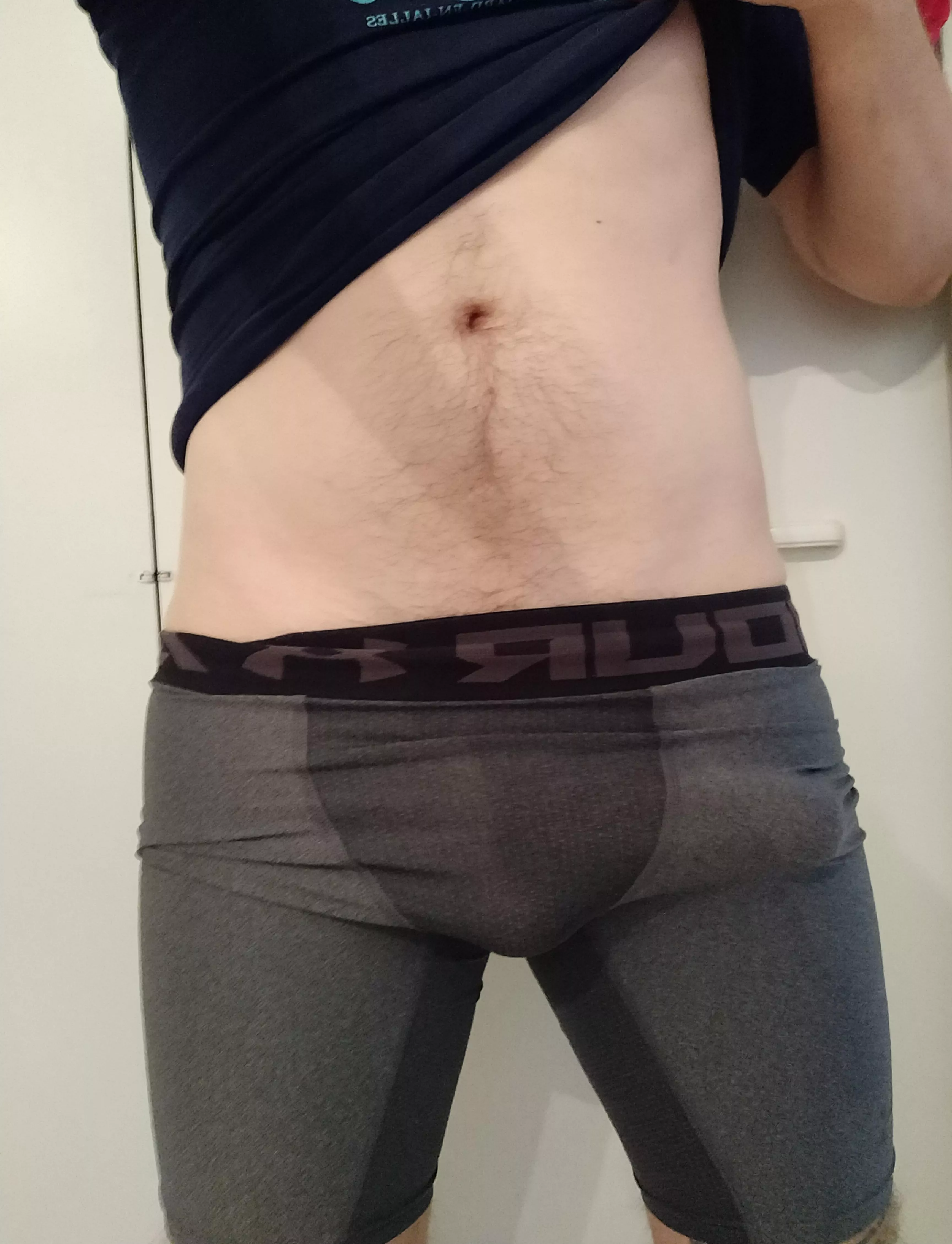 32 [m] Gym-session done! Who wants to join me and head to the shower!?