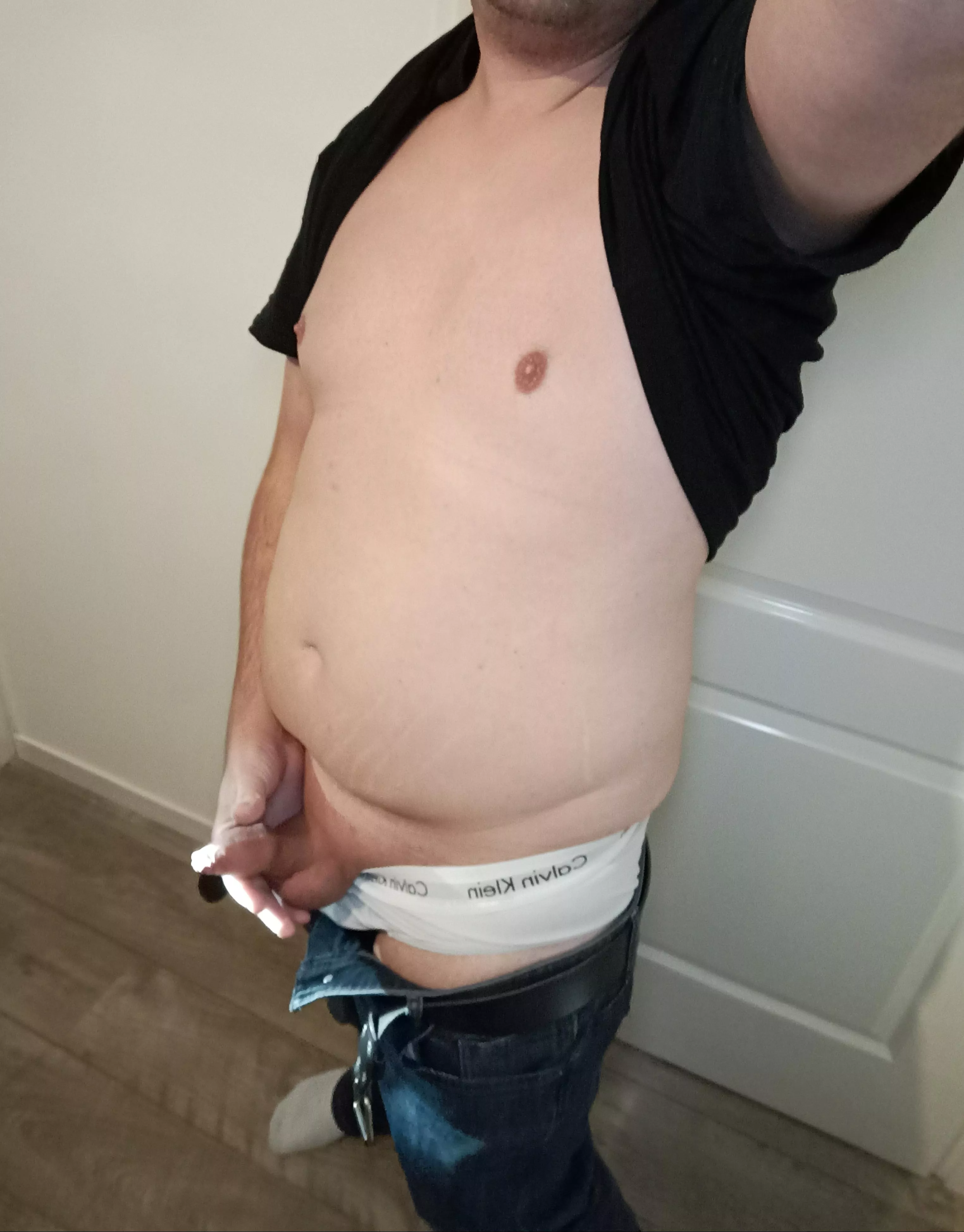 [32] Tiny dick but big foreskin head