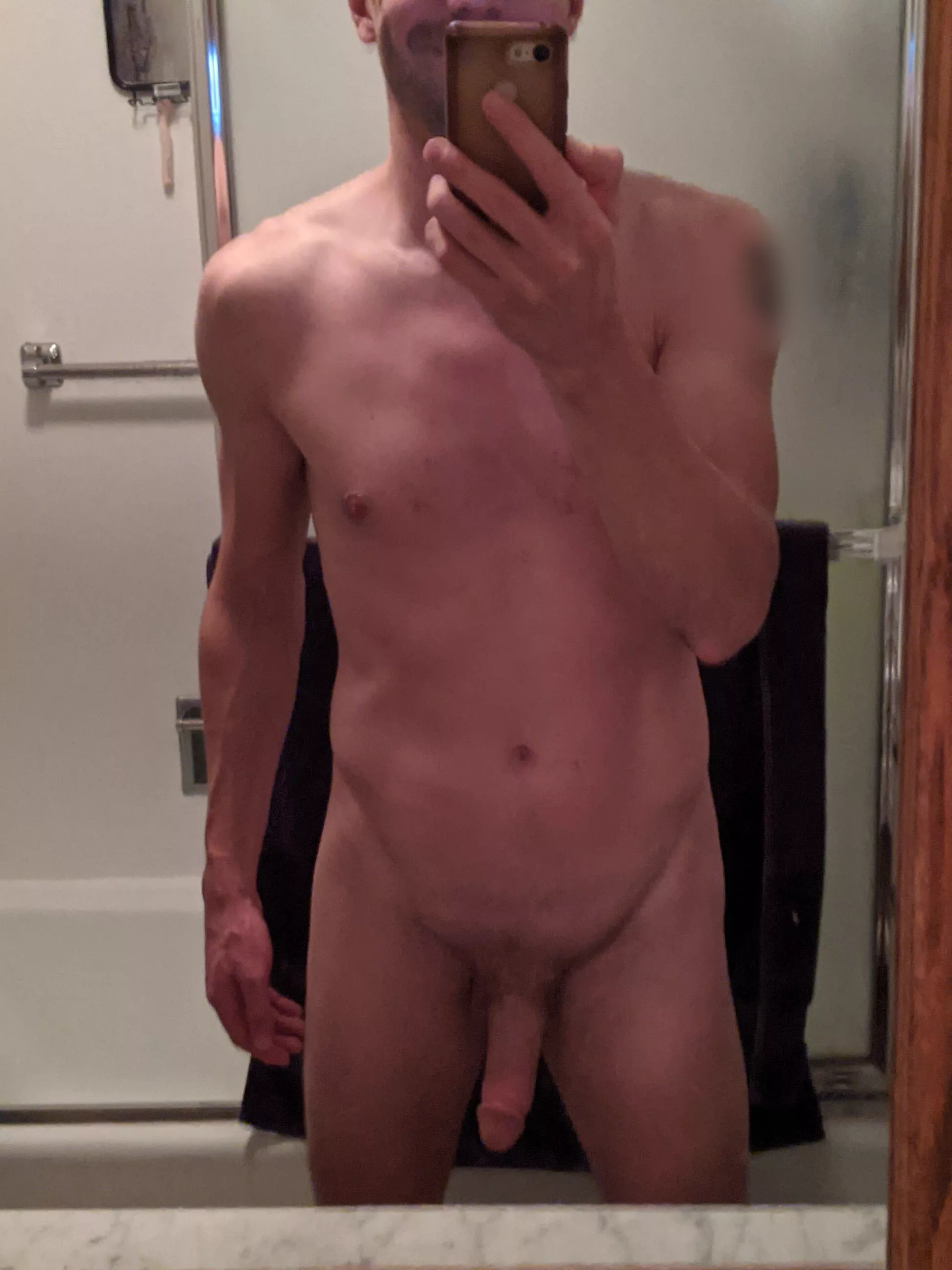 [33] Feeling myself after a nice hot shower