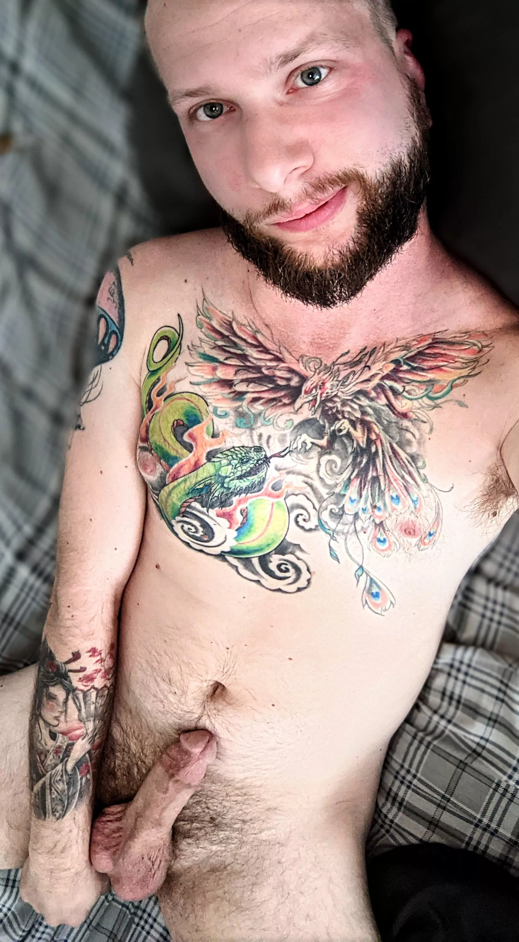 33M Just looking to off my tattoos and other 