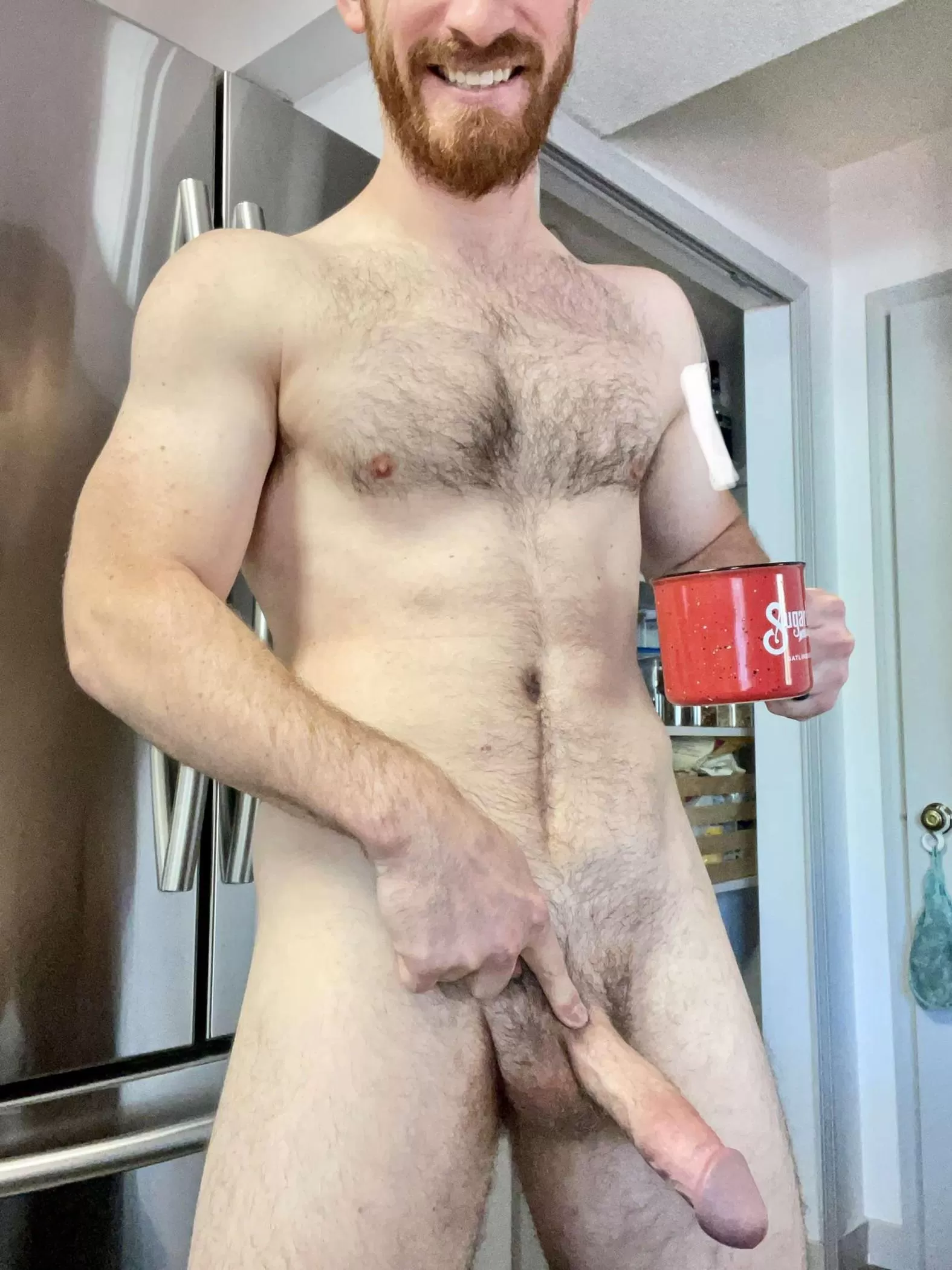 [35] Business idea, All Dads Cafe like Hooters, but with Dad bulges everywhere