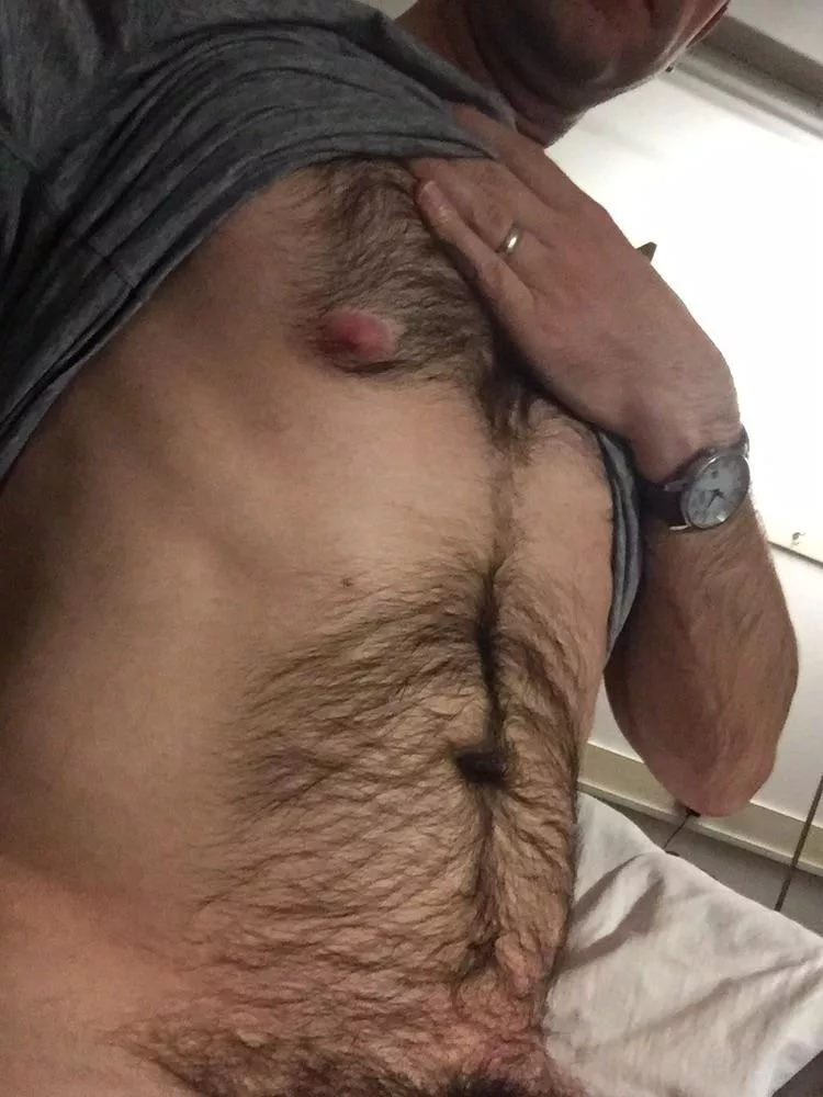 35 [M4F] Maryland / Germany. DM me and we can play ;)