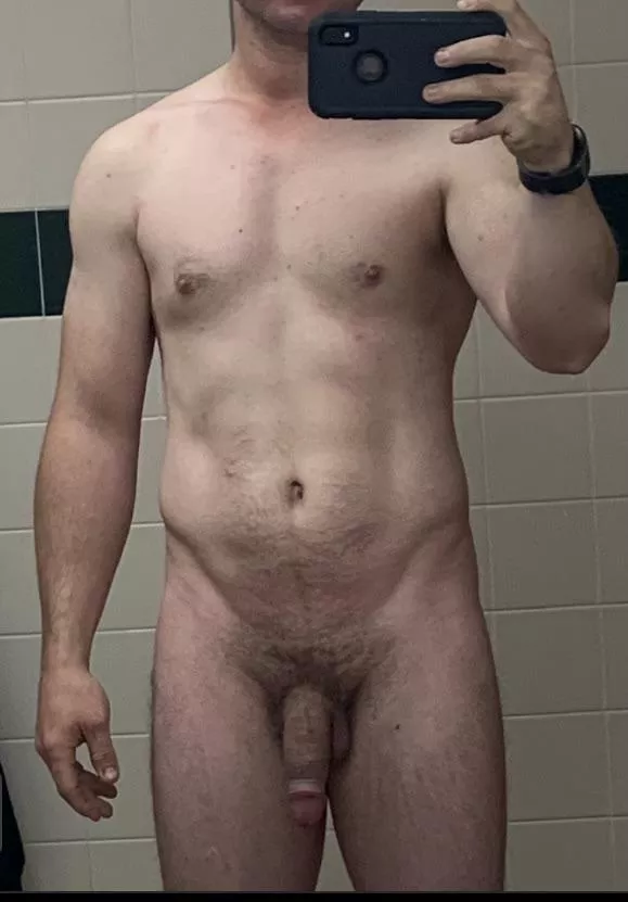 35 y/o 160lbs / 5â€™6â€ tall. Thoughts?