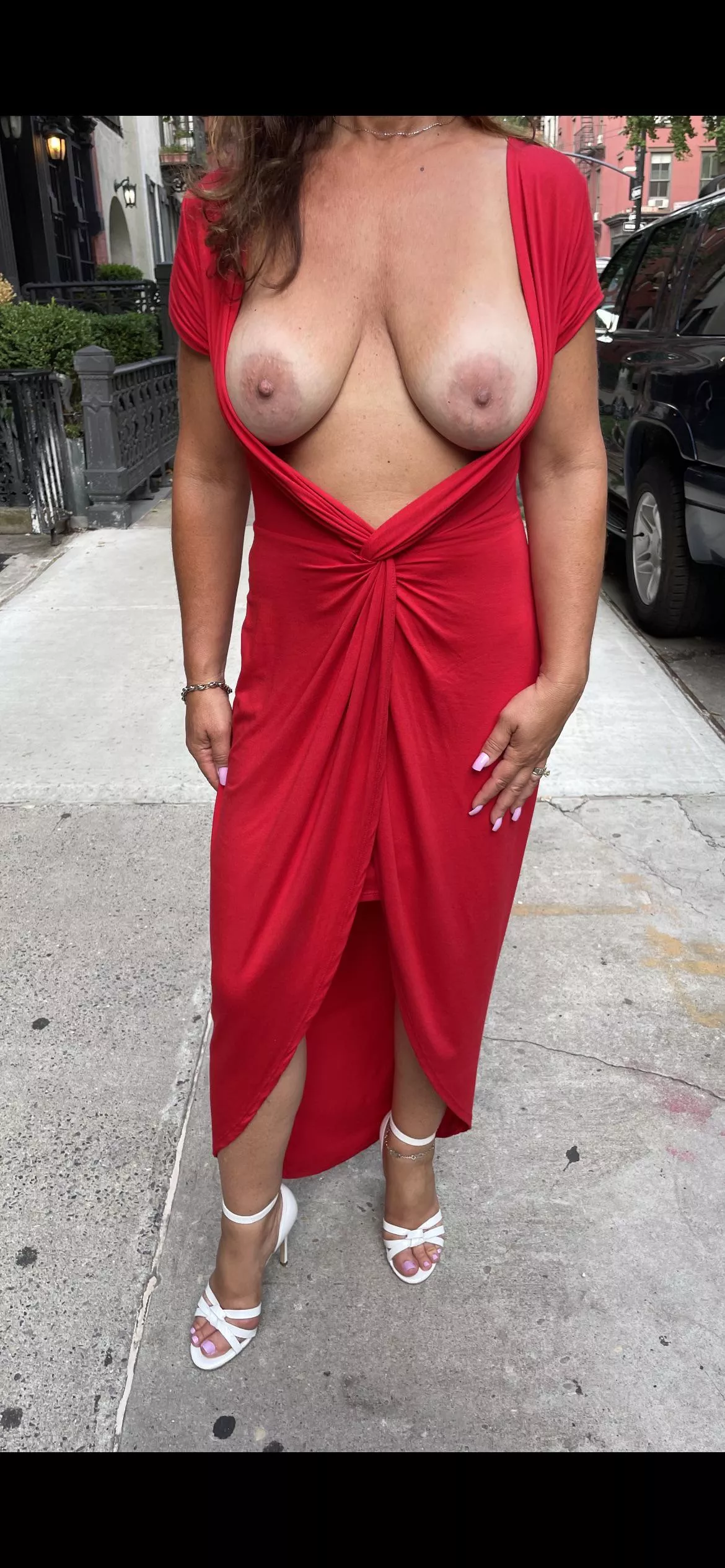 40 plus female who wants to meet me out for cocktails?