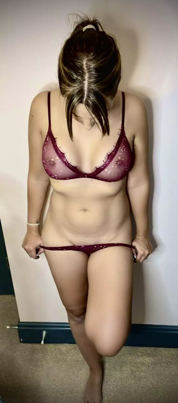 41y/o milf mom of 2â€¦. How low shall I goâ€¦.?