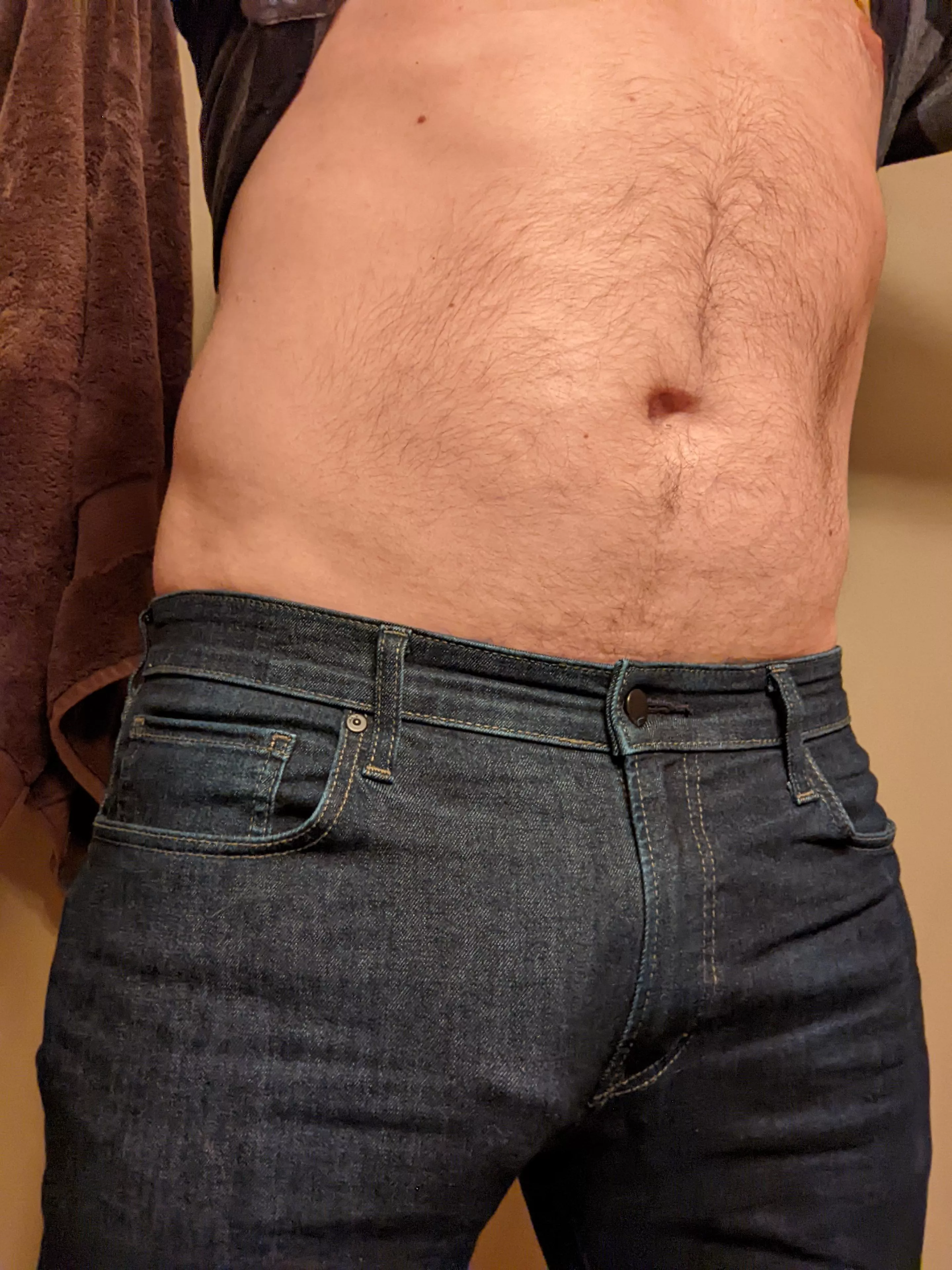 [42]m I literally cannot hide this during nnn. Sometimes that's good.....sometimes it's bad 😅🍆👖