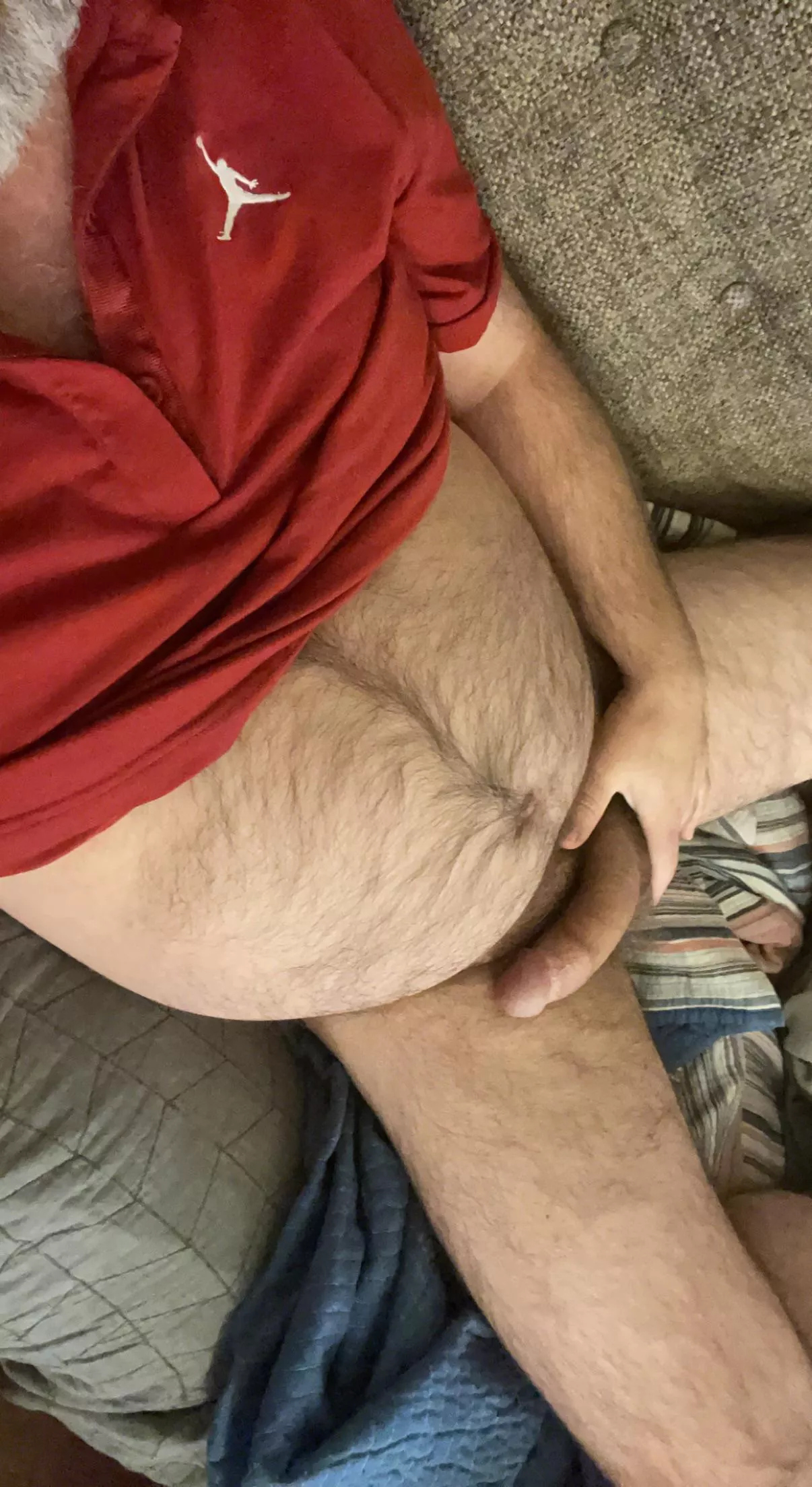 [46] daddyâ€™s sweaty and home from a long day. Stoned and stroking.