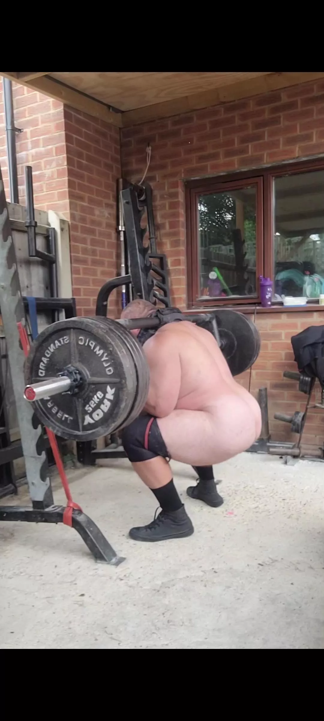 500lb nude squats