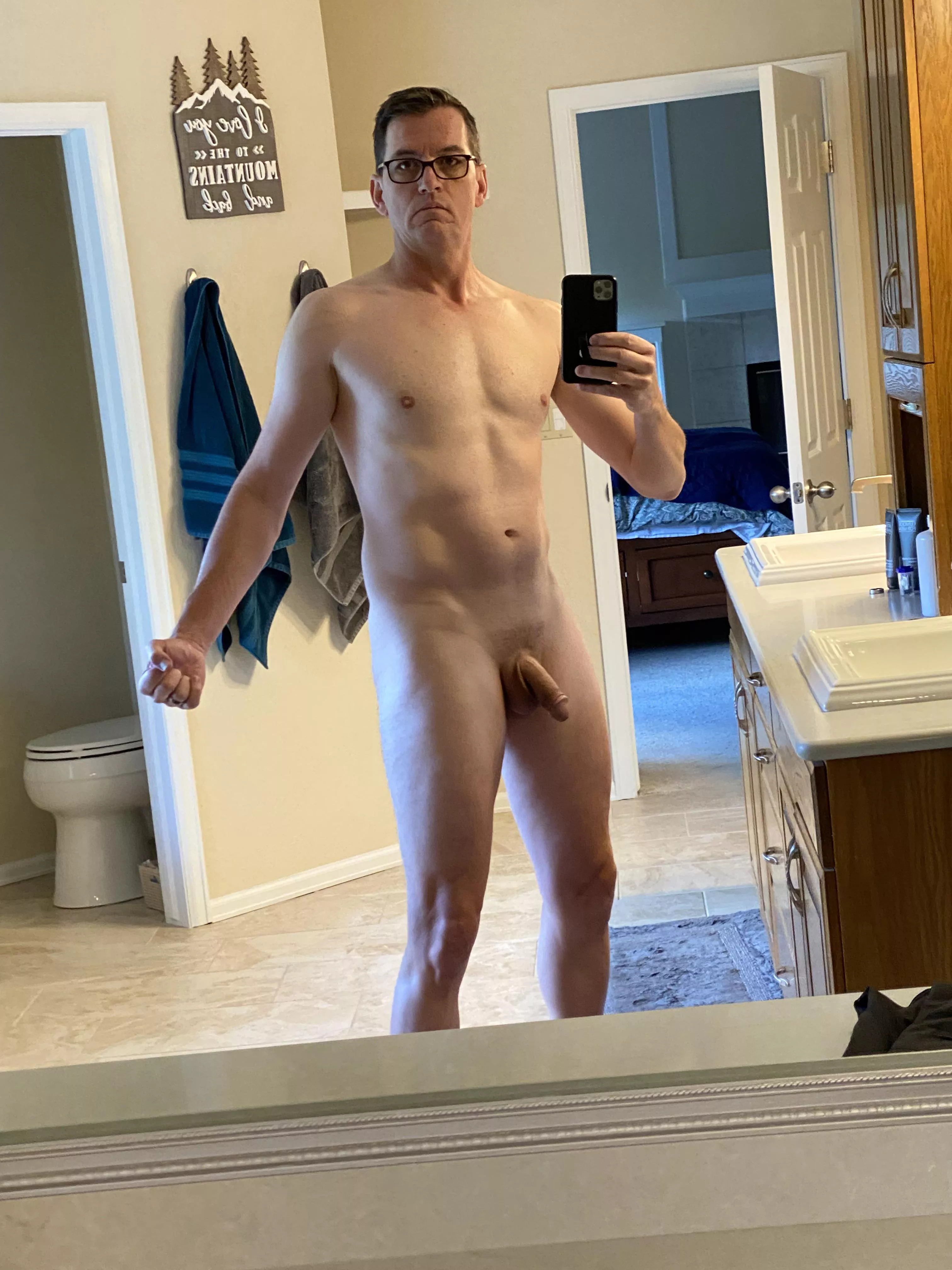 50(m) 6â€™3â€ 188lbs