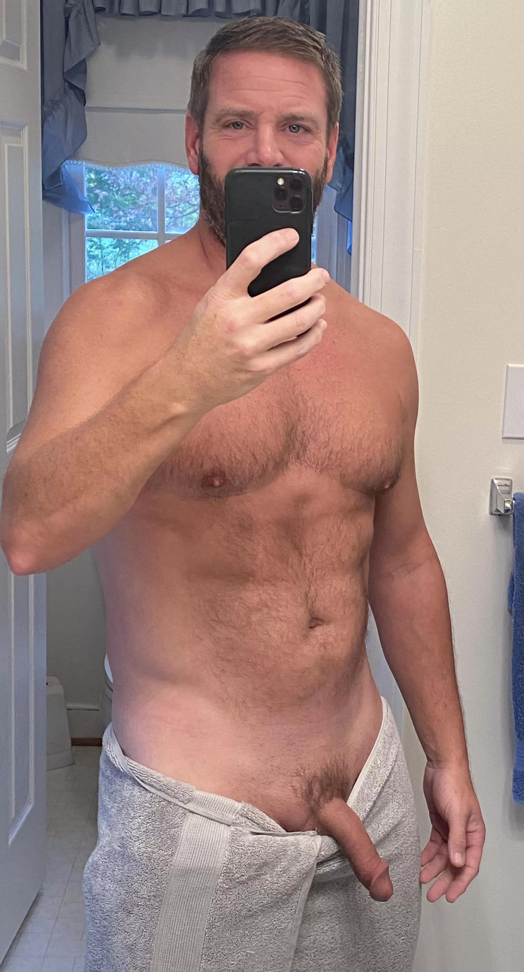 (52), didnâ€™t want to stay in the towel