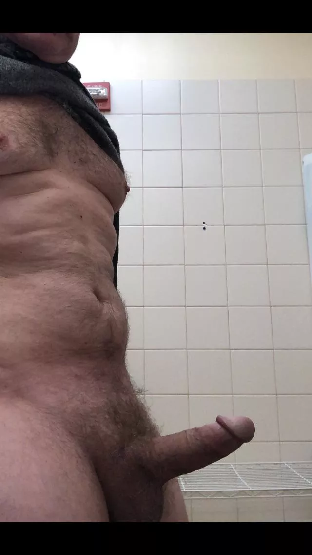 [52] some of you on Reddit have made daddy very very hard today