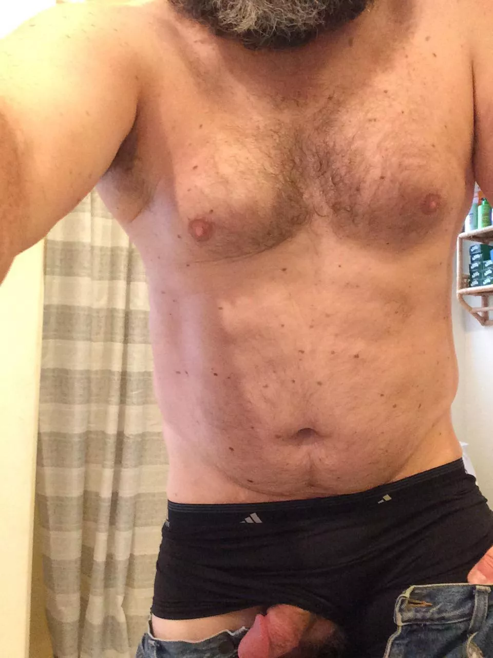 55 dadbod likes sissy’s