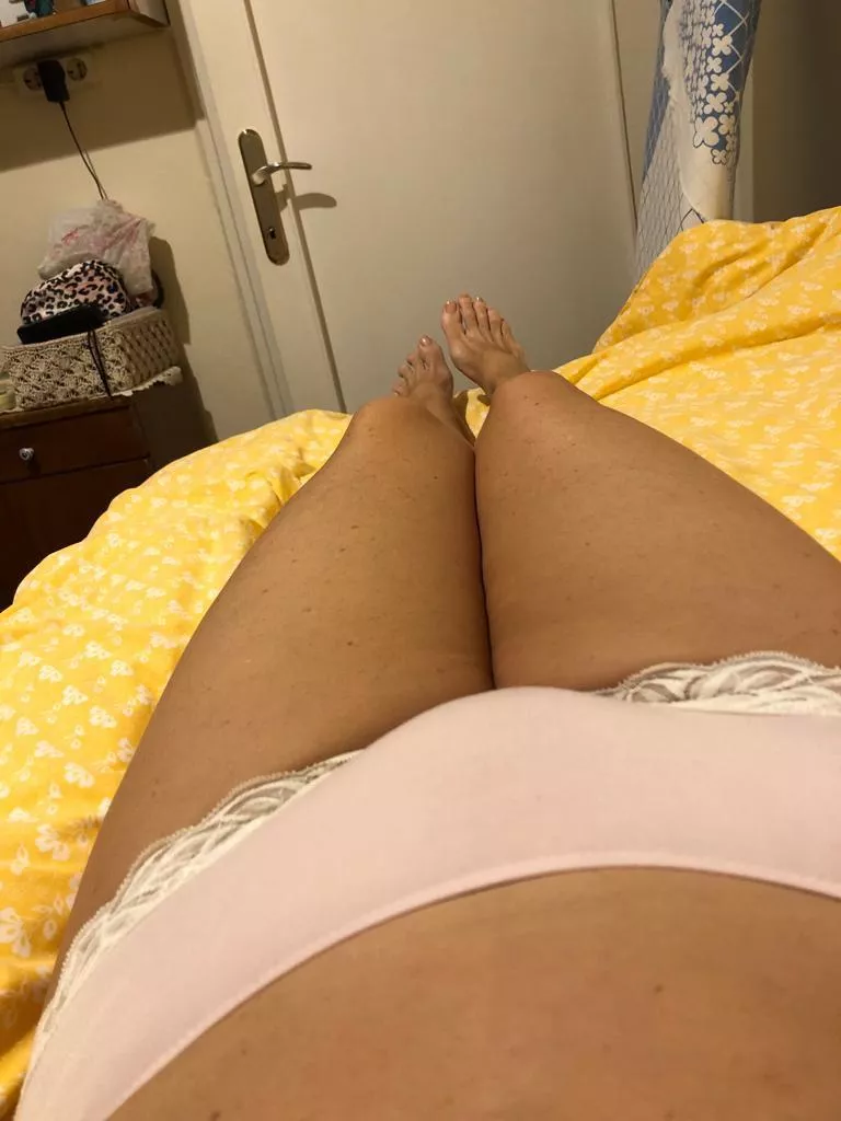 56(F) open my legs pls â€¦