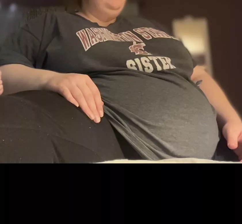 8 week pregnant ssbbw belly