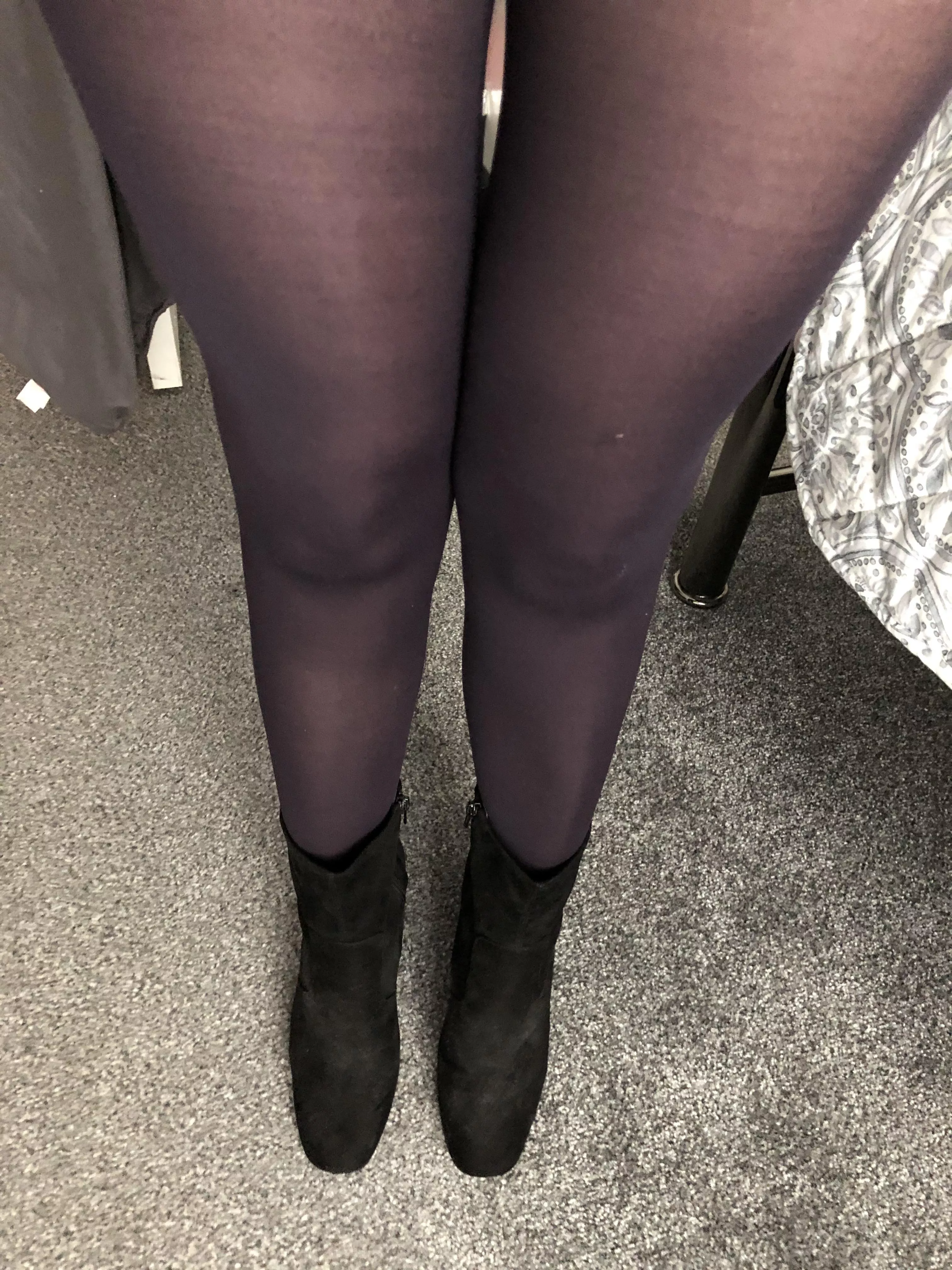 A day for opaque tights and boots ðŸ˜˜