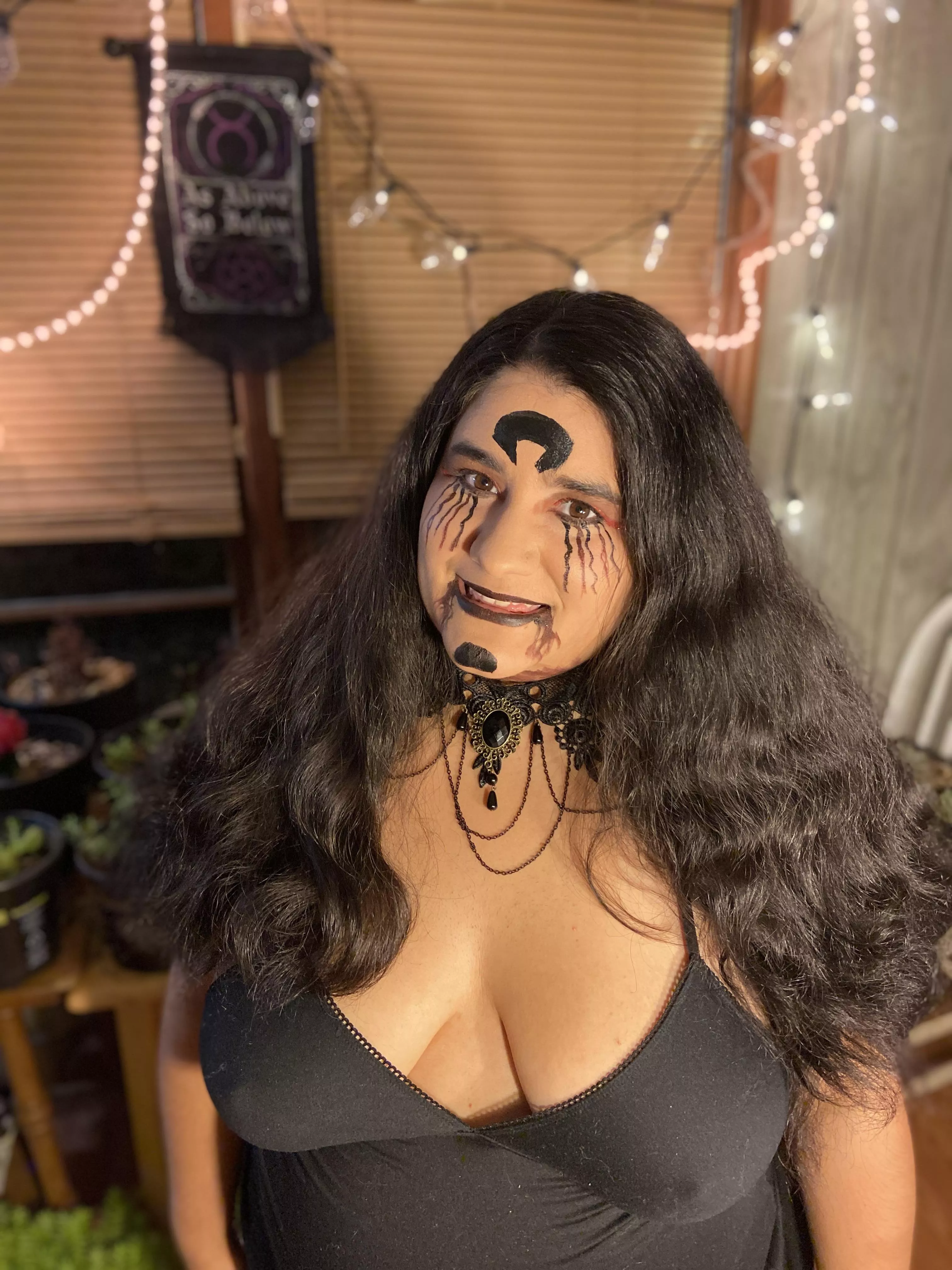 A little alternative but a look a made on Halloween enjoy