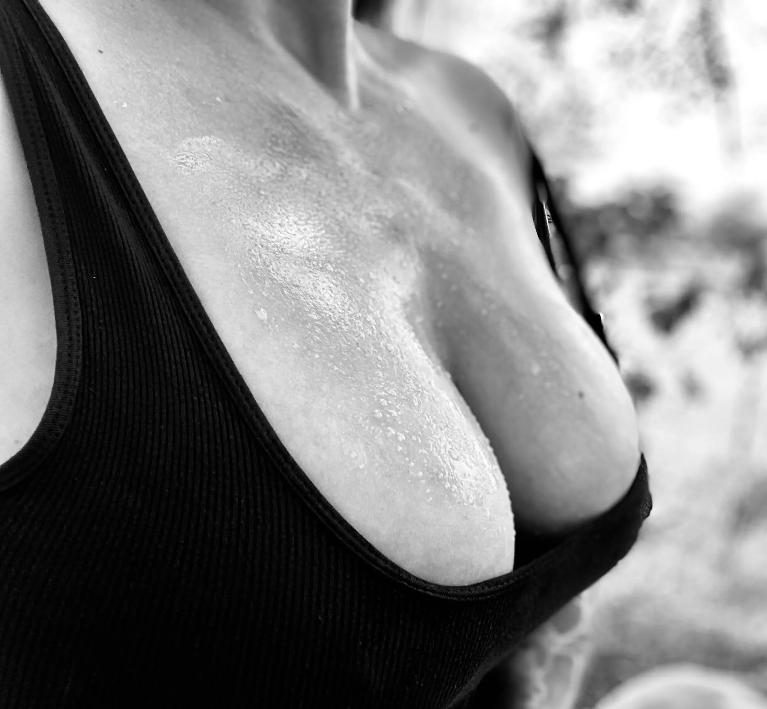 A little wet side view of my cleavage.