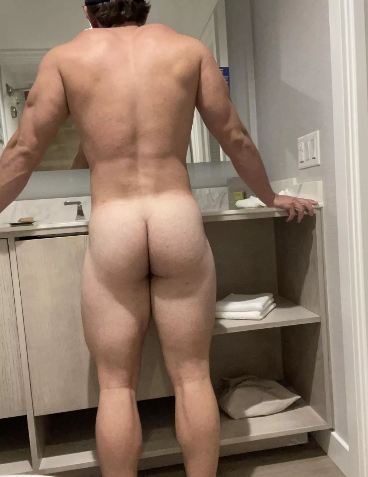 Admit it, You love my ass 😉