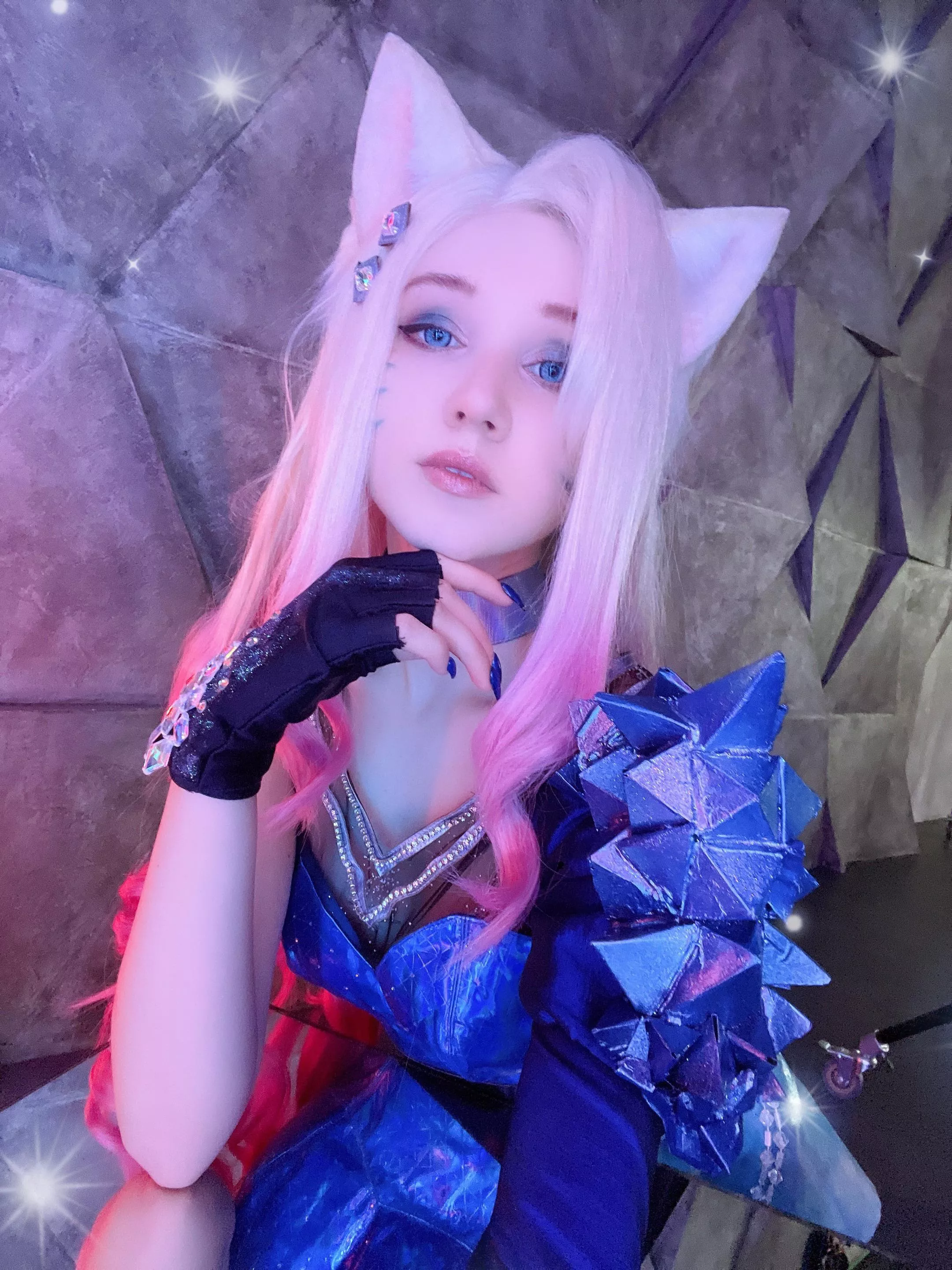 Ahri KDA cosplay by Kawaii Fox (@dollish_fox)