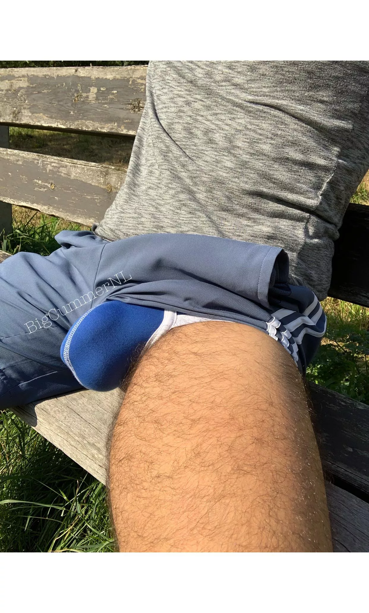 ðŸ”¥Airing my bulge at the park ðŸ˜ˆ Bi 27