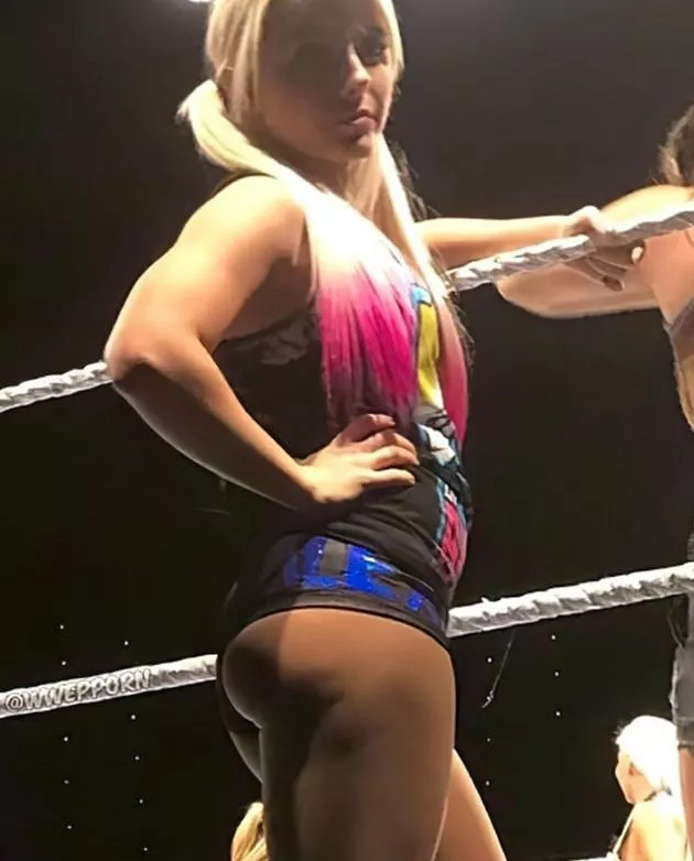 Alexa knows you were staring at her ass