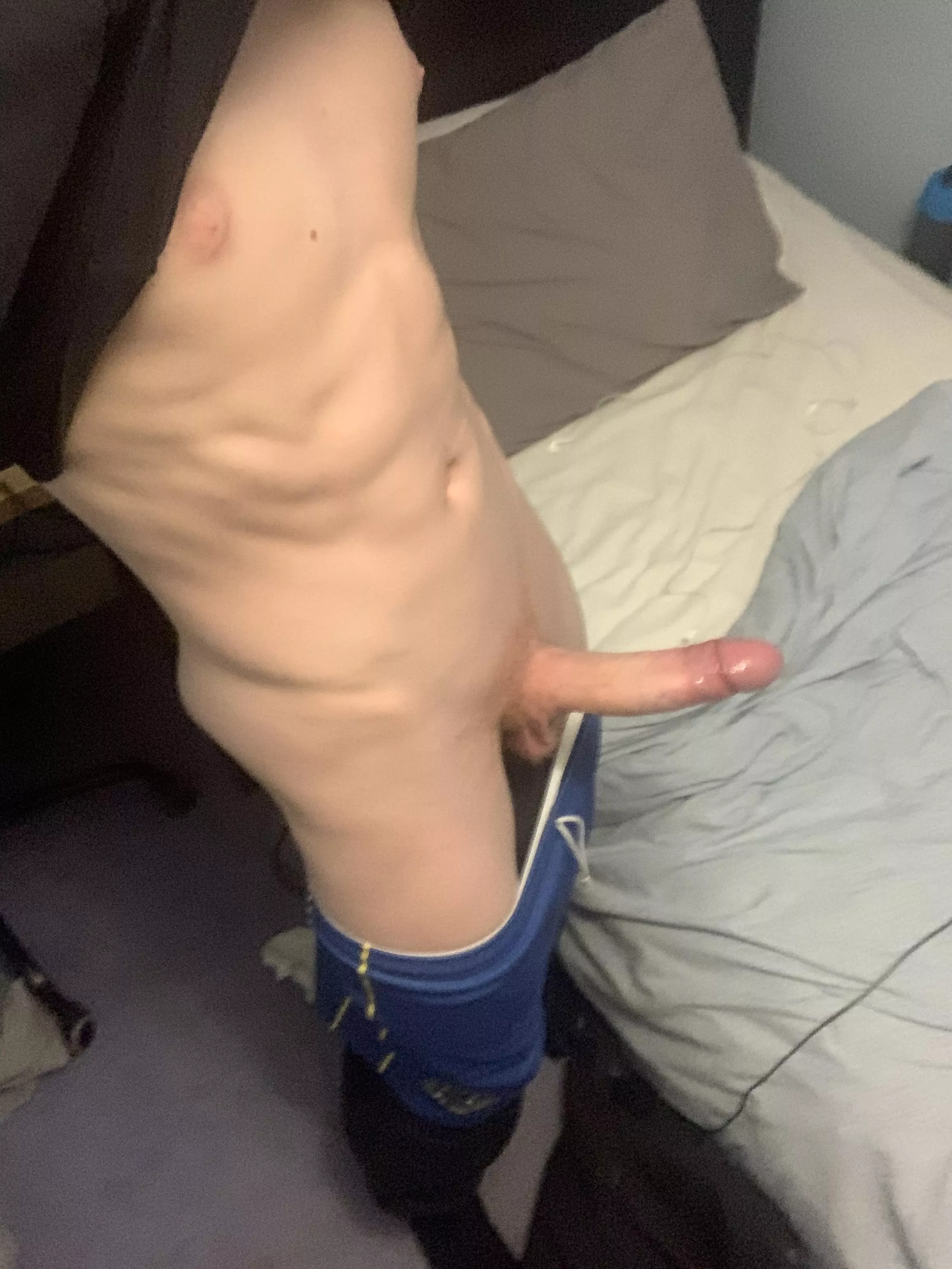 Am I big enough for you to suckðŸ¥ºðŸ˜‹