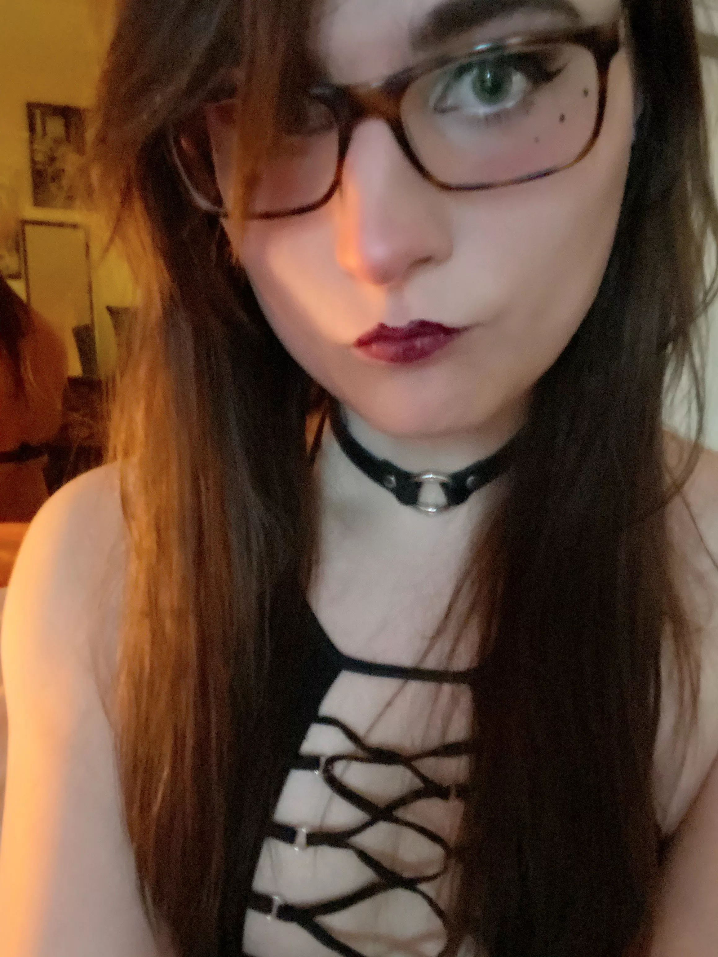 Am I pretty enough to suck your cock?