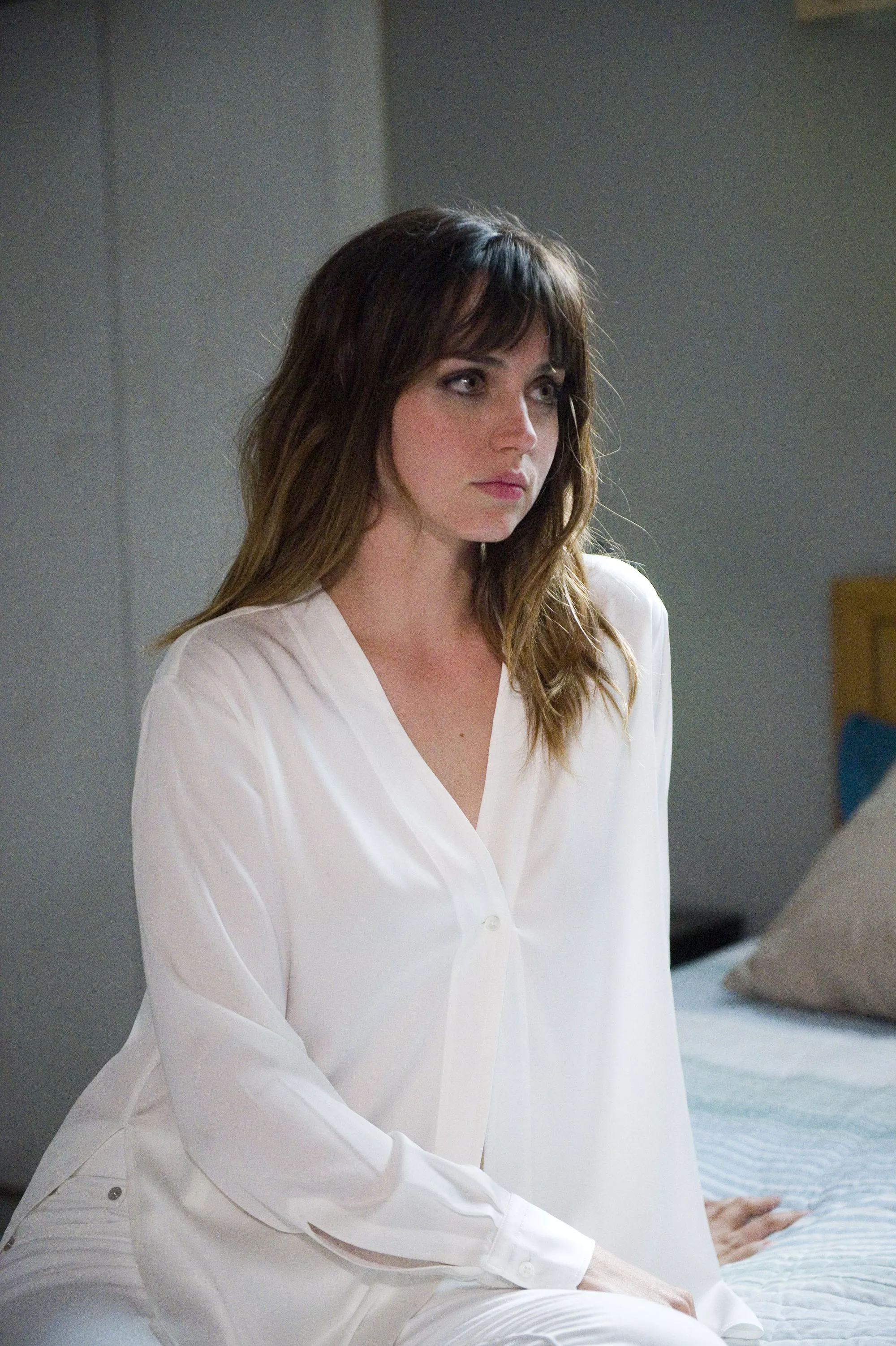 Ana De Armas The Night clerk stills 2020