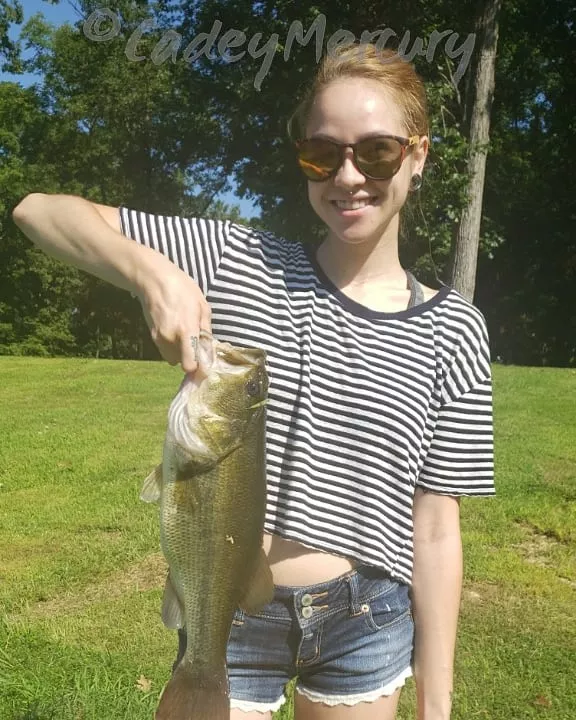 And she can fish