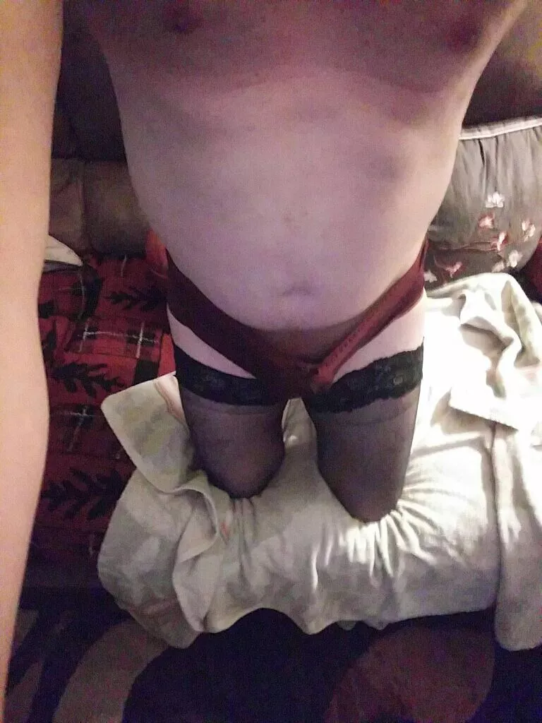 Any Master's out there want to dominate and force me to be there sub? kik achilleslowe. Thank you sir