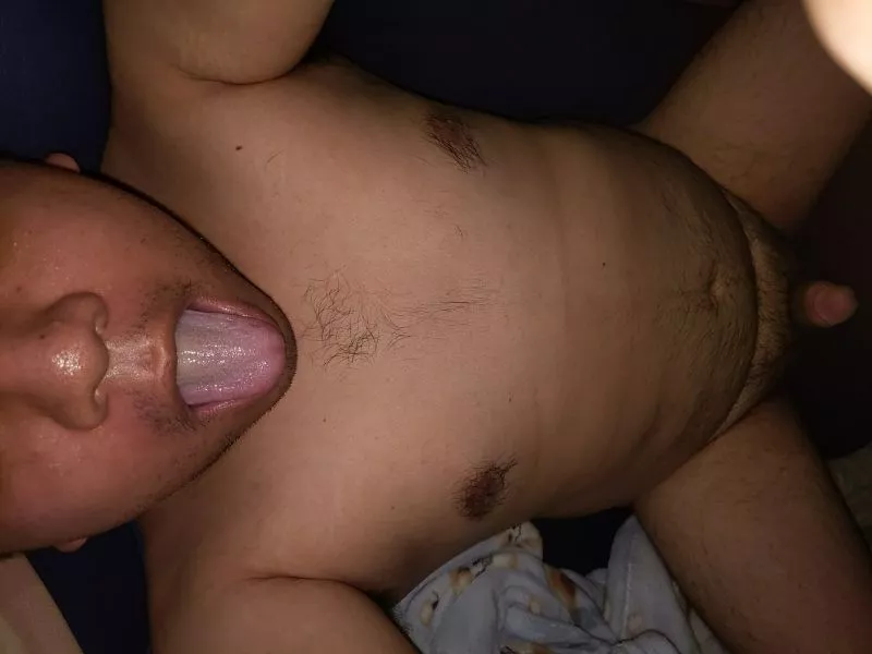 Any top gaysians wanna sext and be fun friends~ Kik dirtyfilipinotwink1 also from NJ