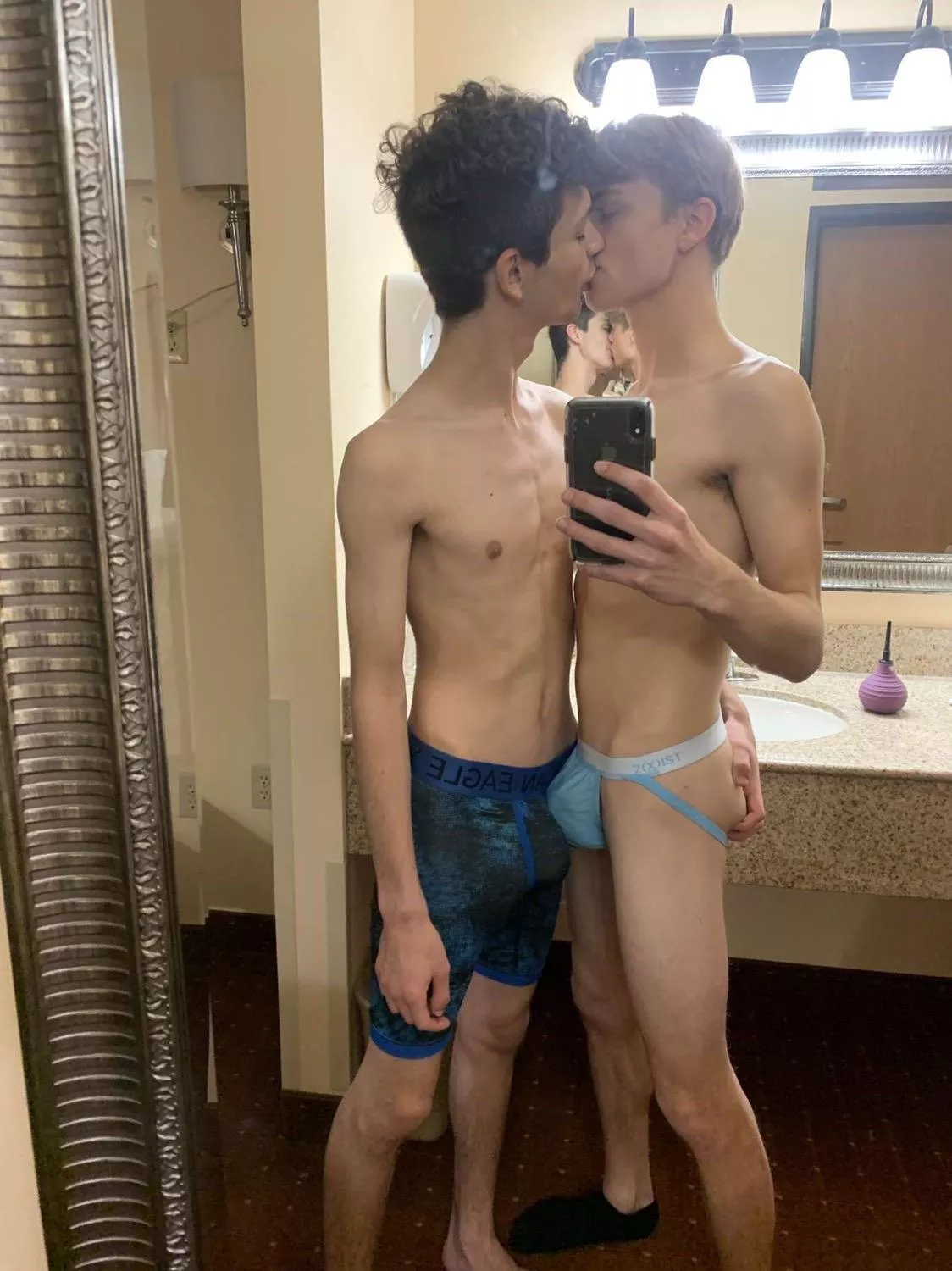 Anyone a fan of twinks? ðŸ˜