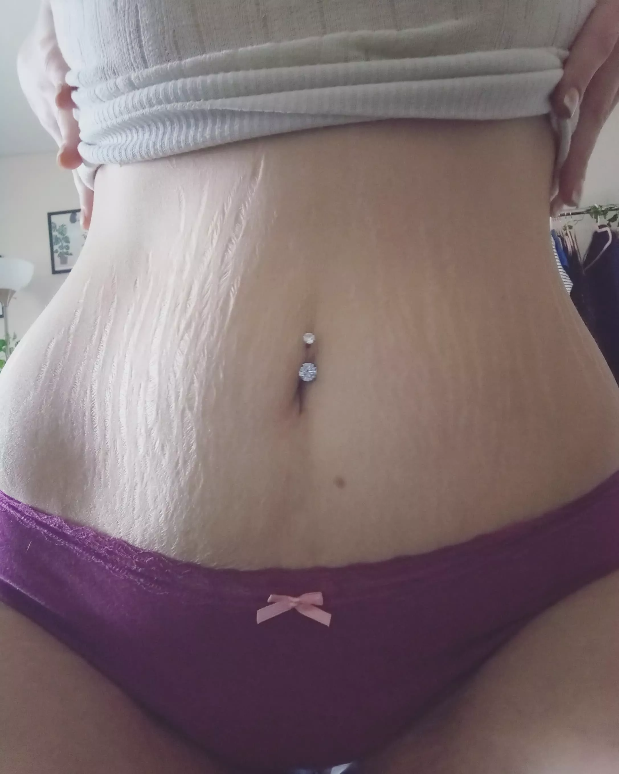 Anyone else love belly rings??ðŸ™ˆðŸ¥° [29f]