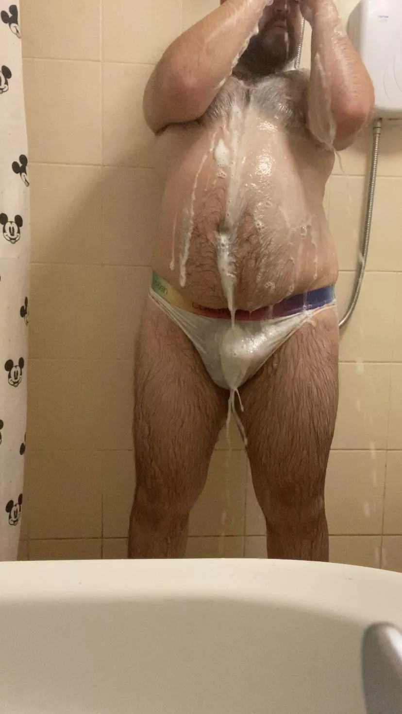 Anyone like a shower bear ?