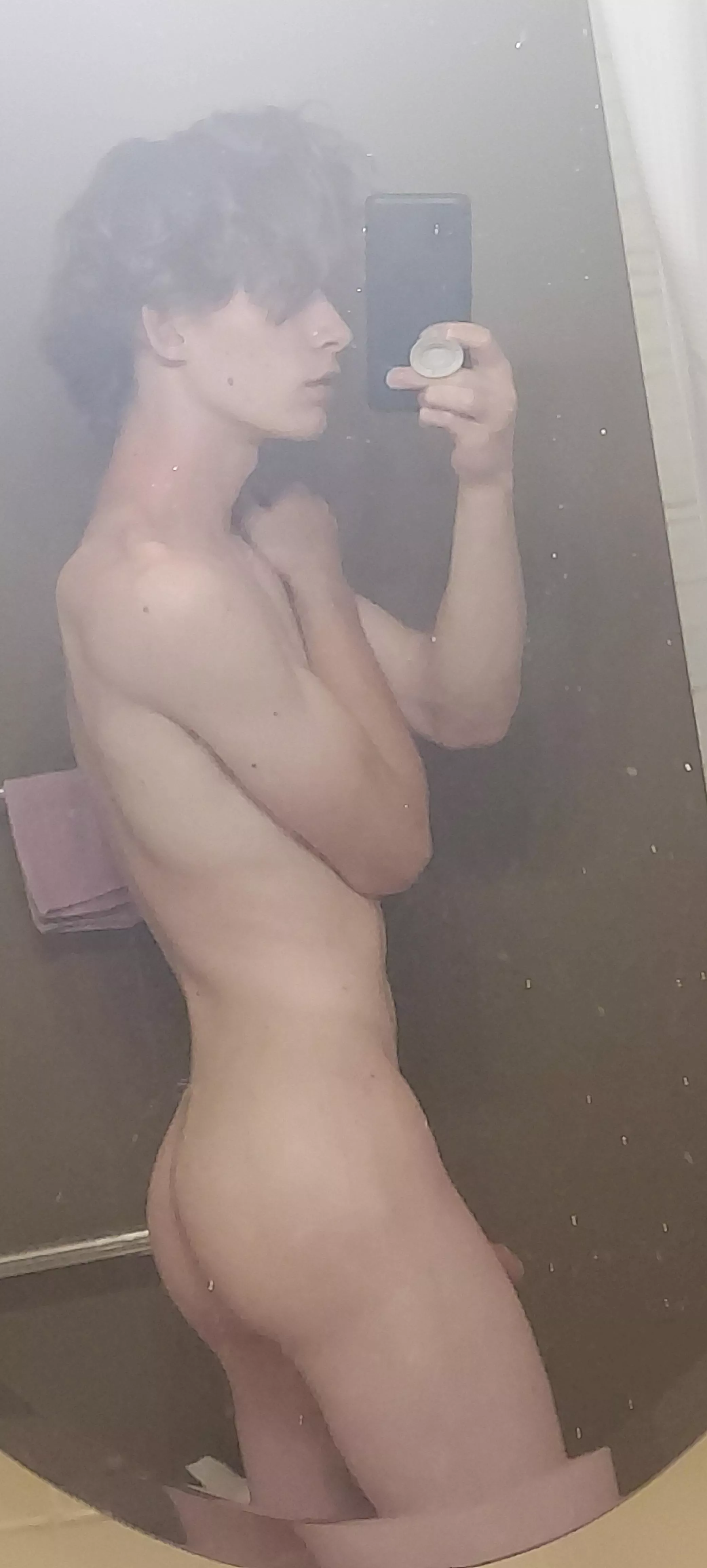 Anyone looking for their own personal twink;)