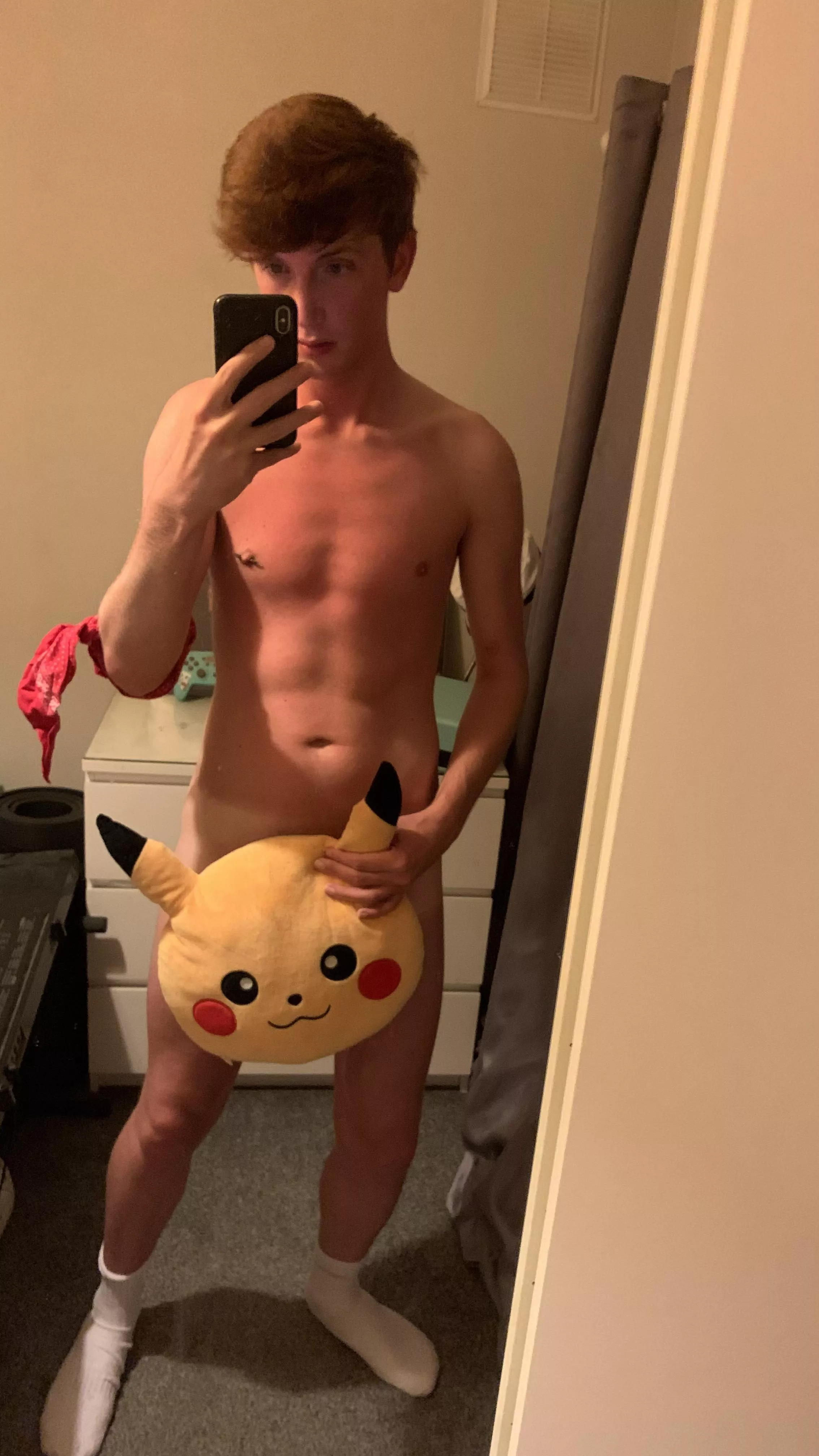 anyone wanna play with my pokeballs? ðŸ˜ˆ